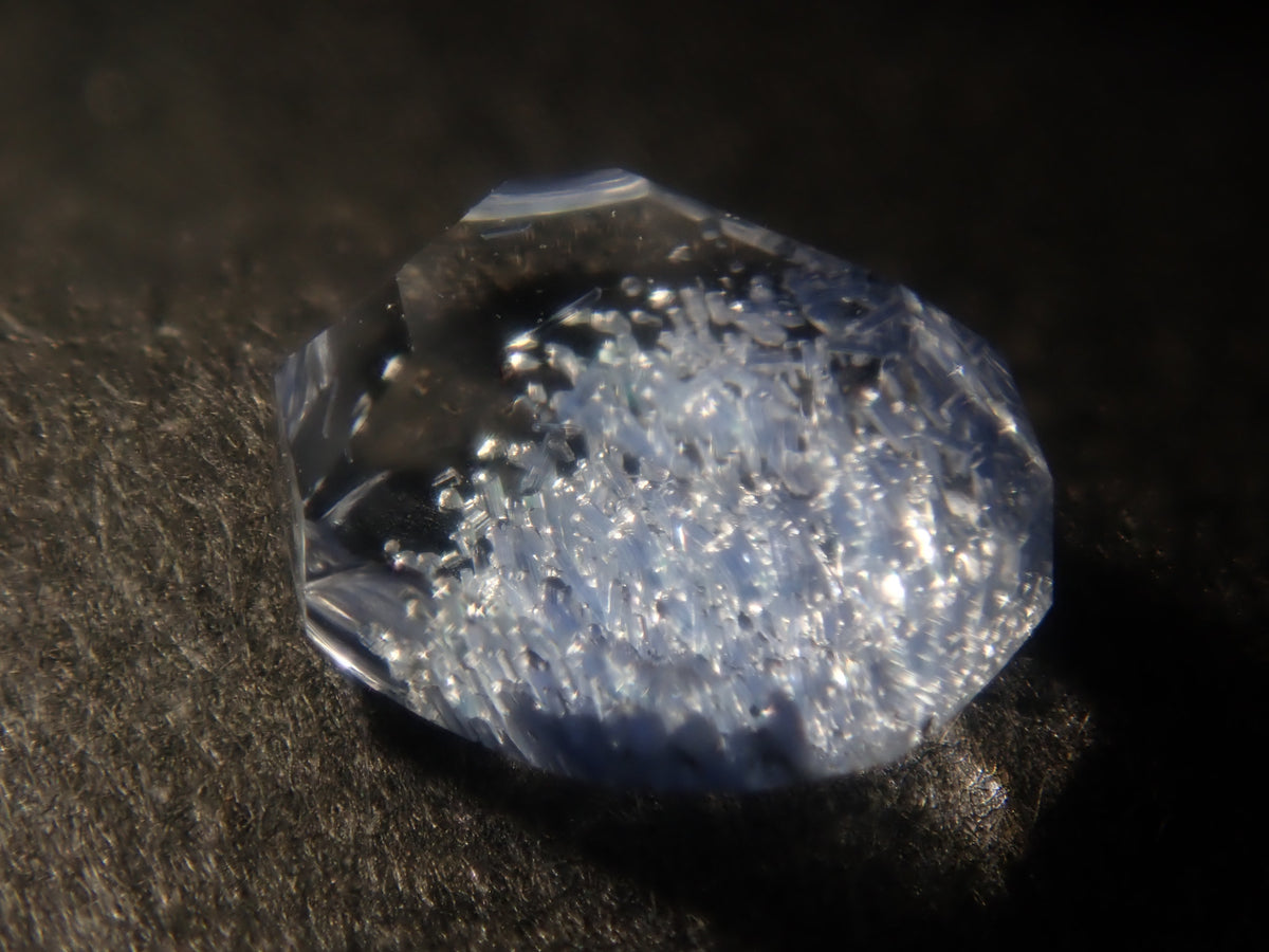 【9/22 22時開賣】《限量4顆》藍線石水晶（桑傑先生切割）《享多件購買折扣》