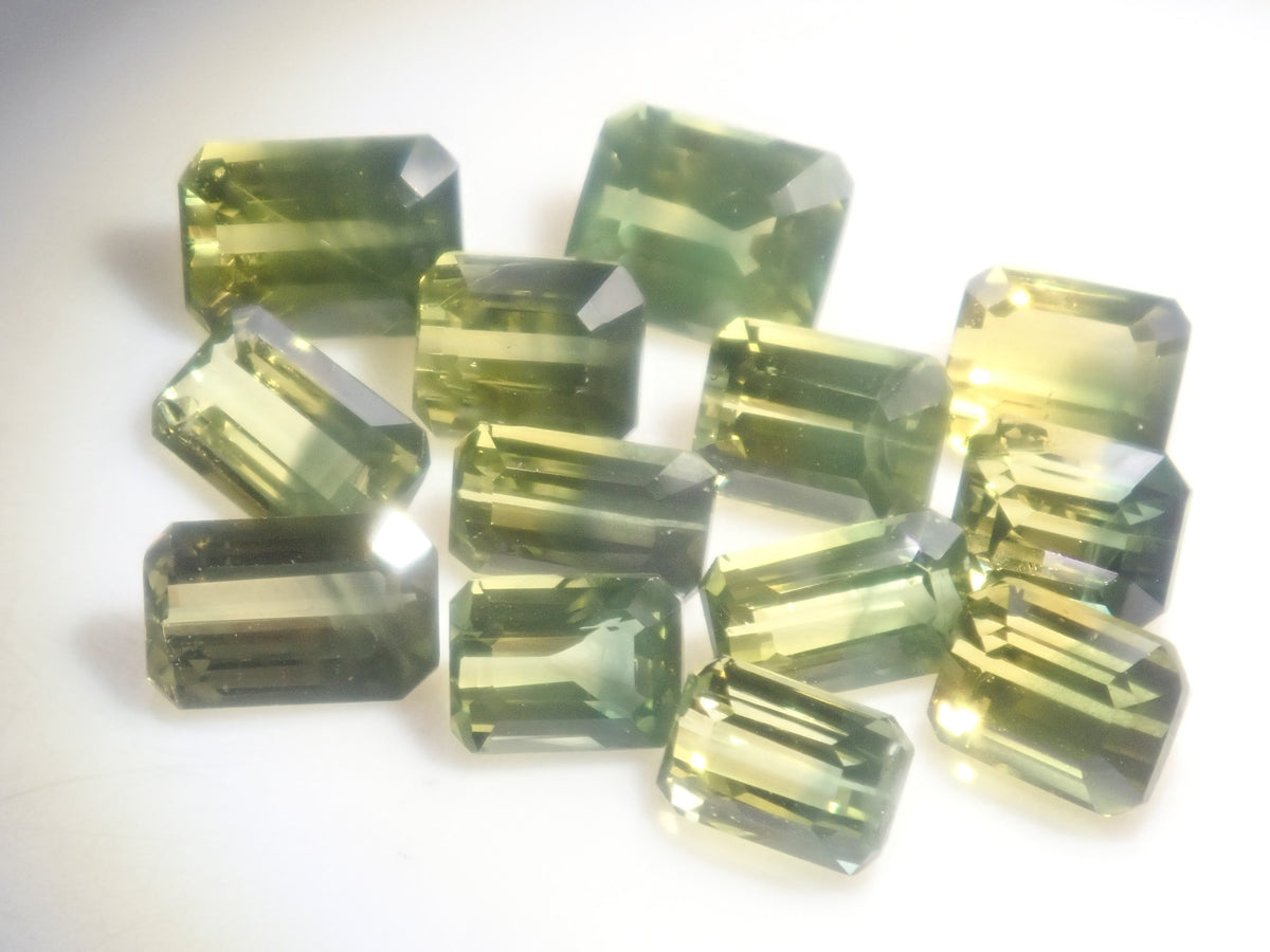 【9/ 22:00 Release】 《Limited to 13 stones》 Bicolor Sapphire, Avg 0.27ct 《Multi-buy discount available》