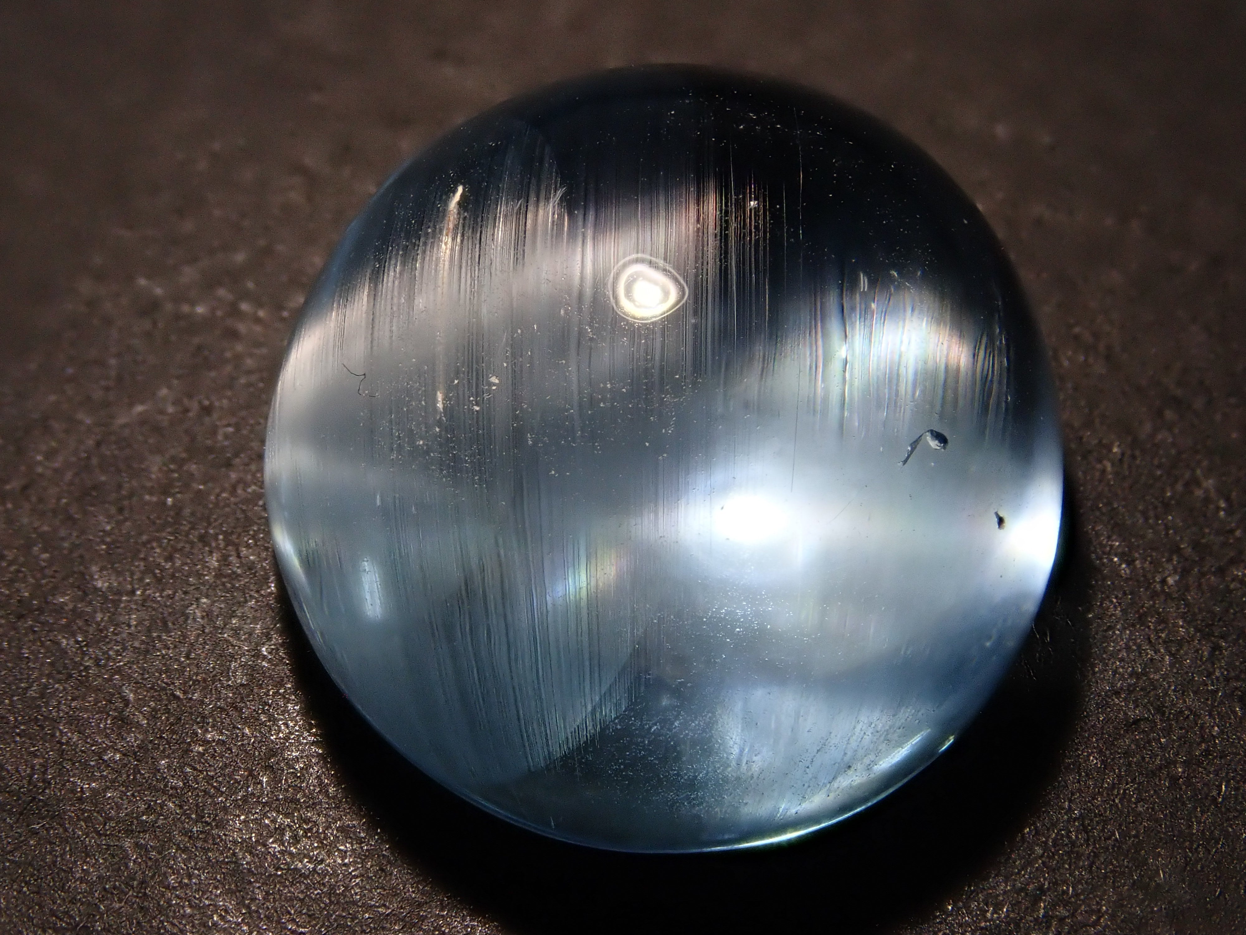 【12560374掲載】ブルートパーズキャッツアイ 22.761ctルース