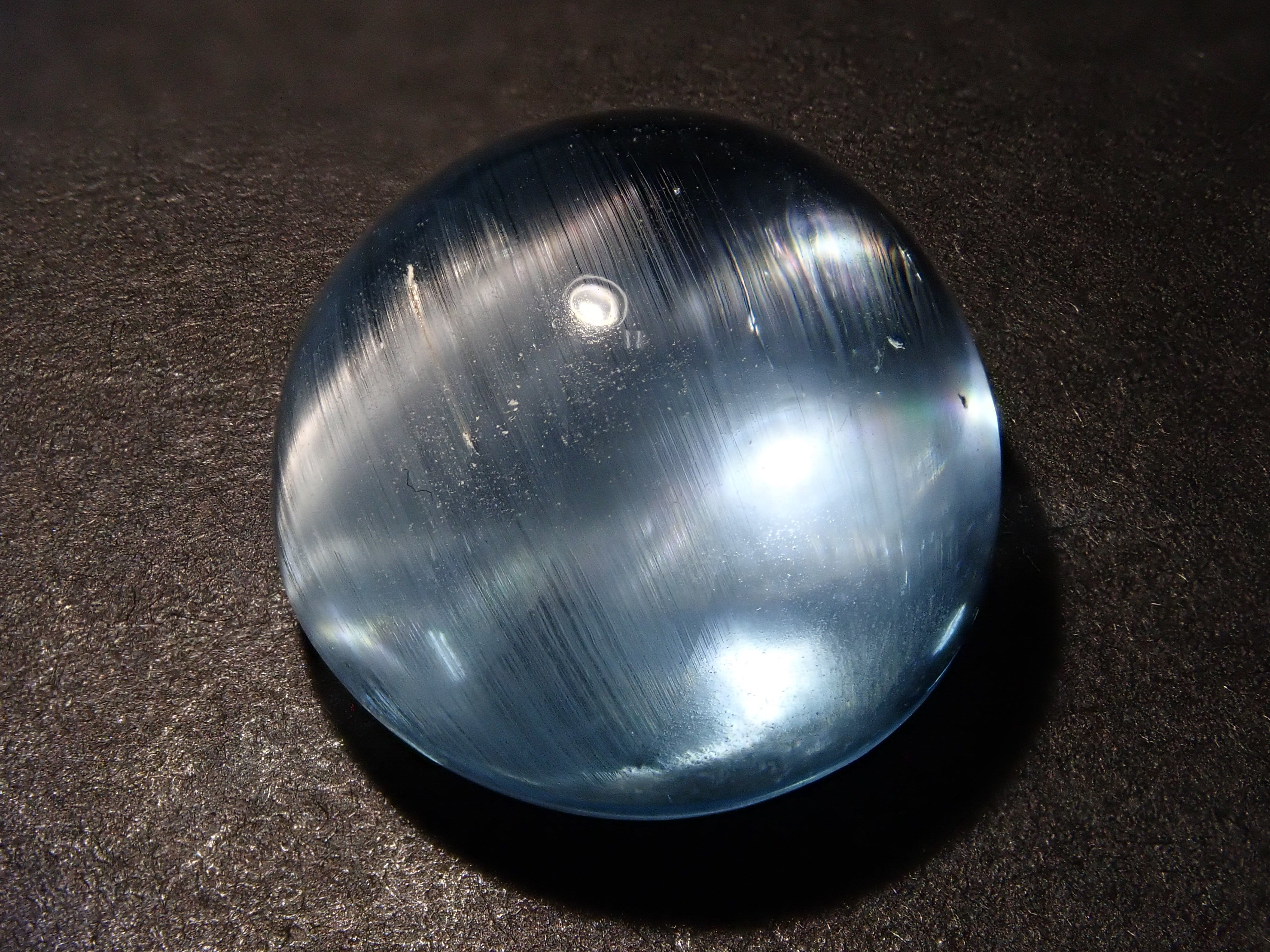 【12560374掲載】ブルートパーズキャッツアイ 22.761ctルース