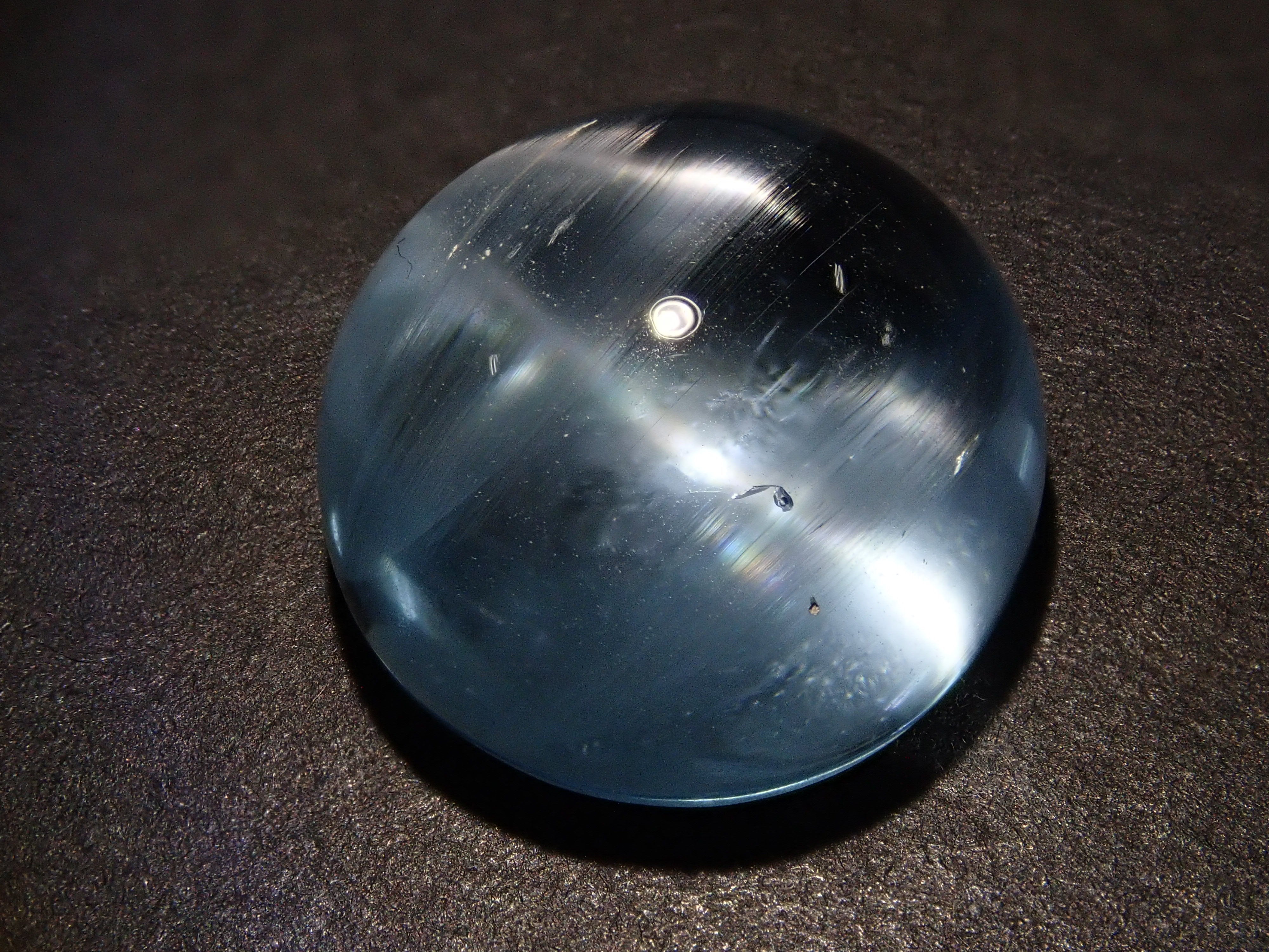 【12560374掲載】ブルートパーズキャッツアイ 22.761ctルース