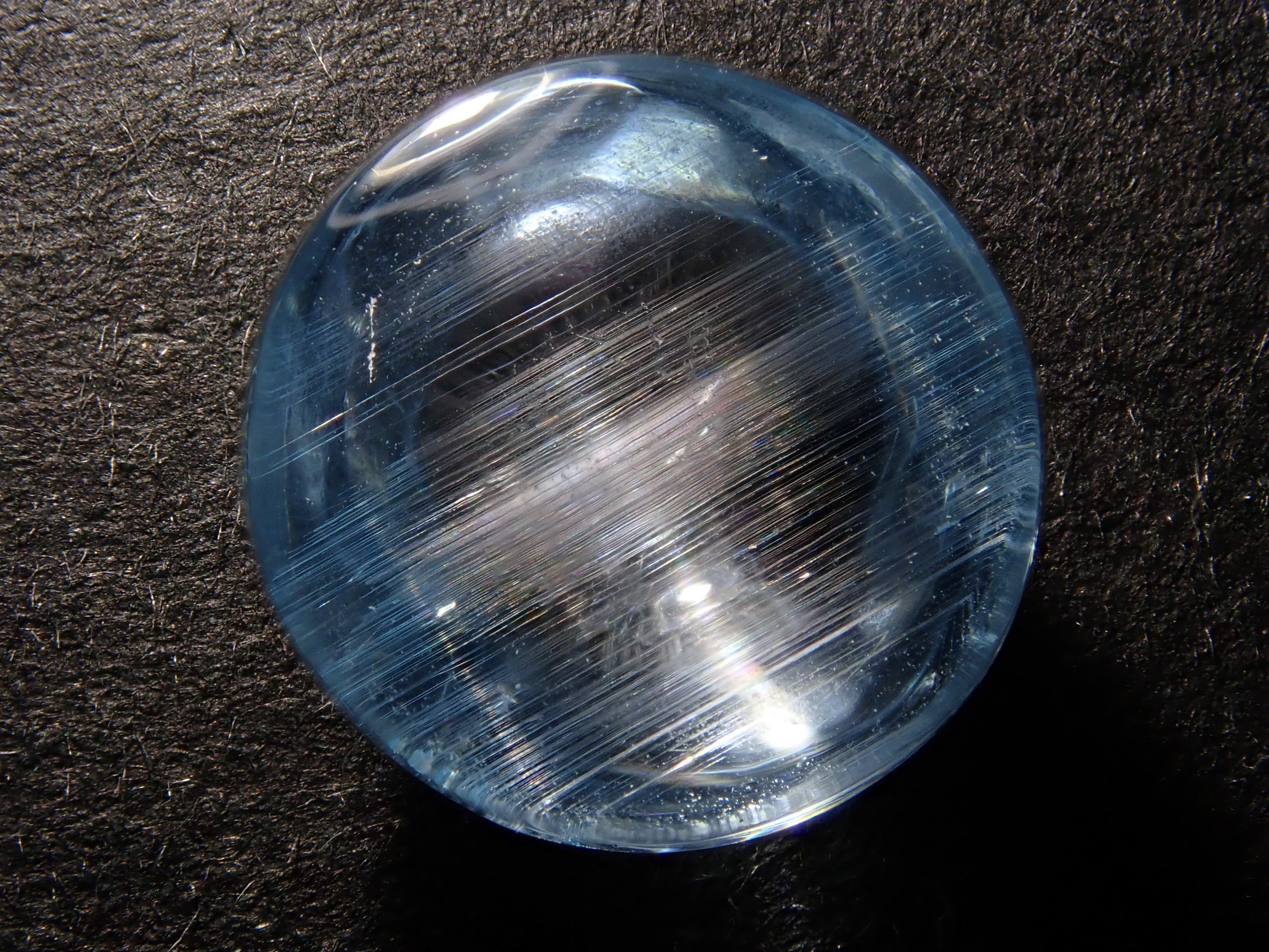 【12560377掲載】ブルートパーズキャッツアイ 3.538ctルース