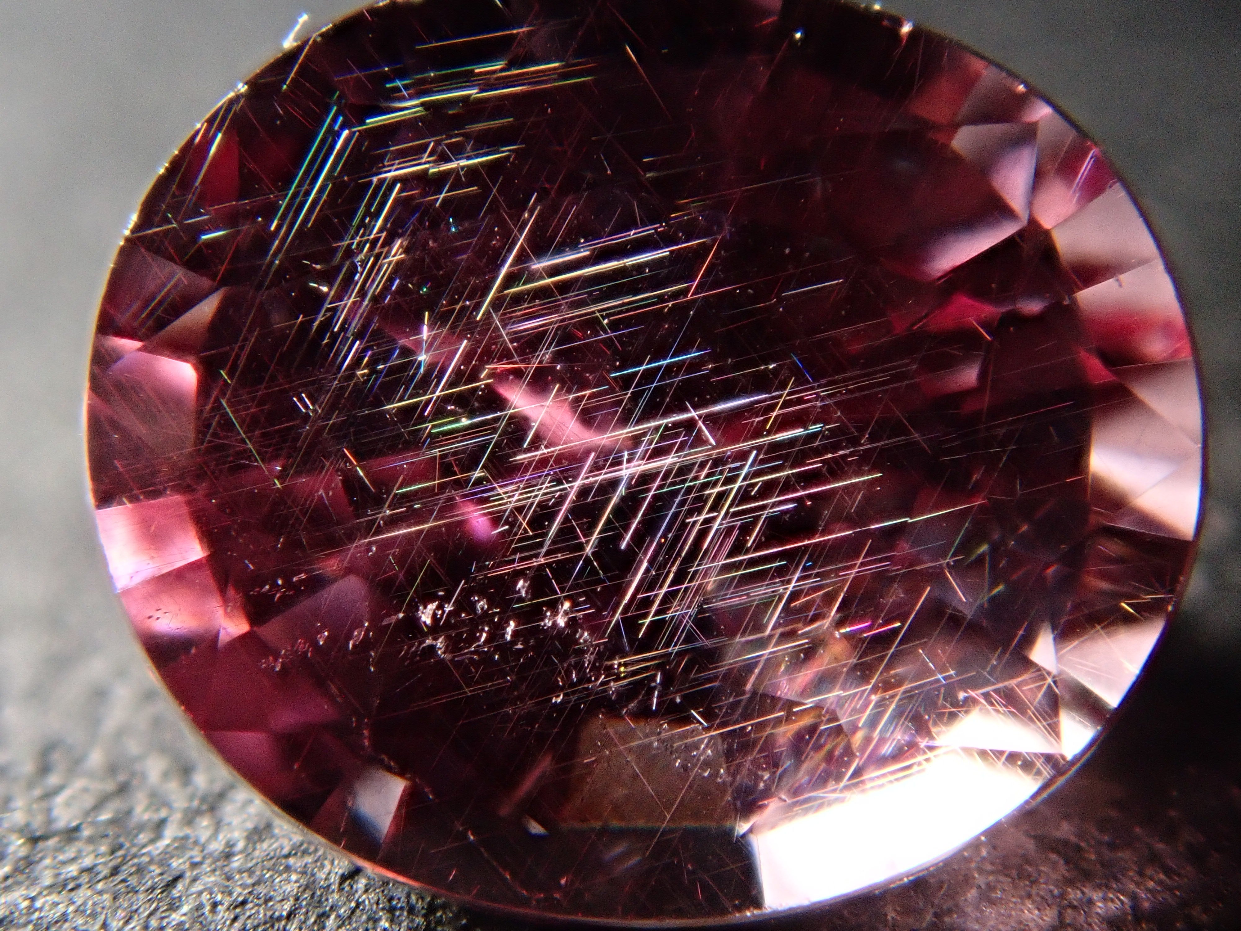 【12560367掲載】ドラゴンガーネット 1.181ctルース