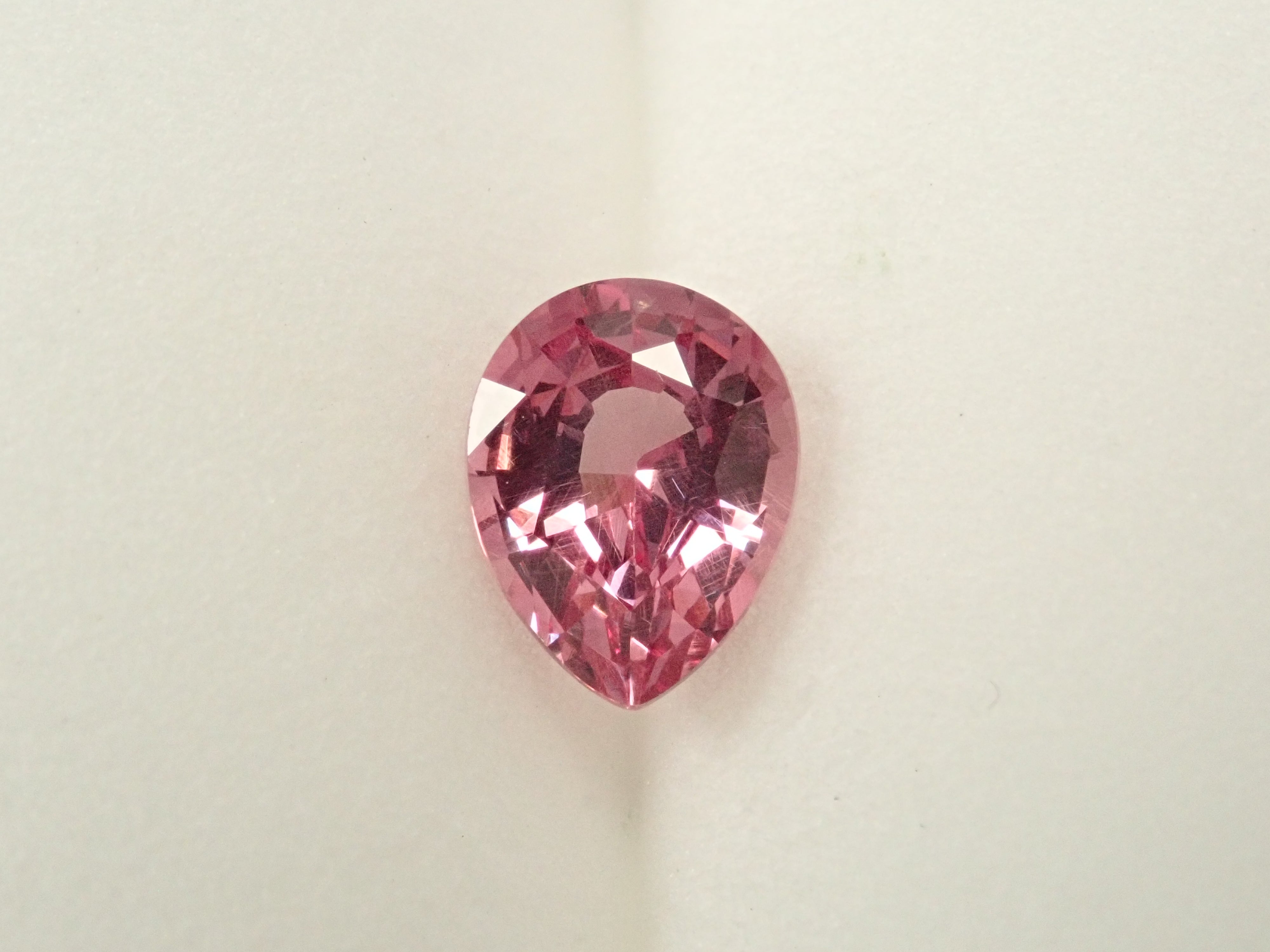 【12560368掲載】ドラゴンガーネット 1.042ctルース