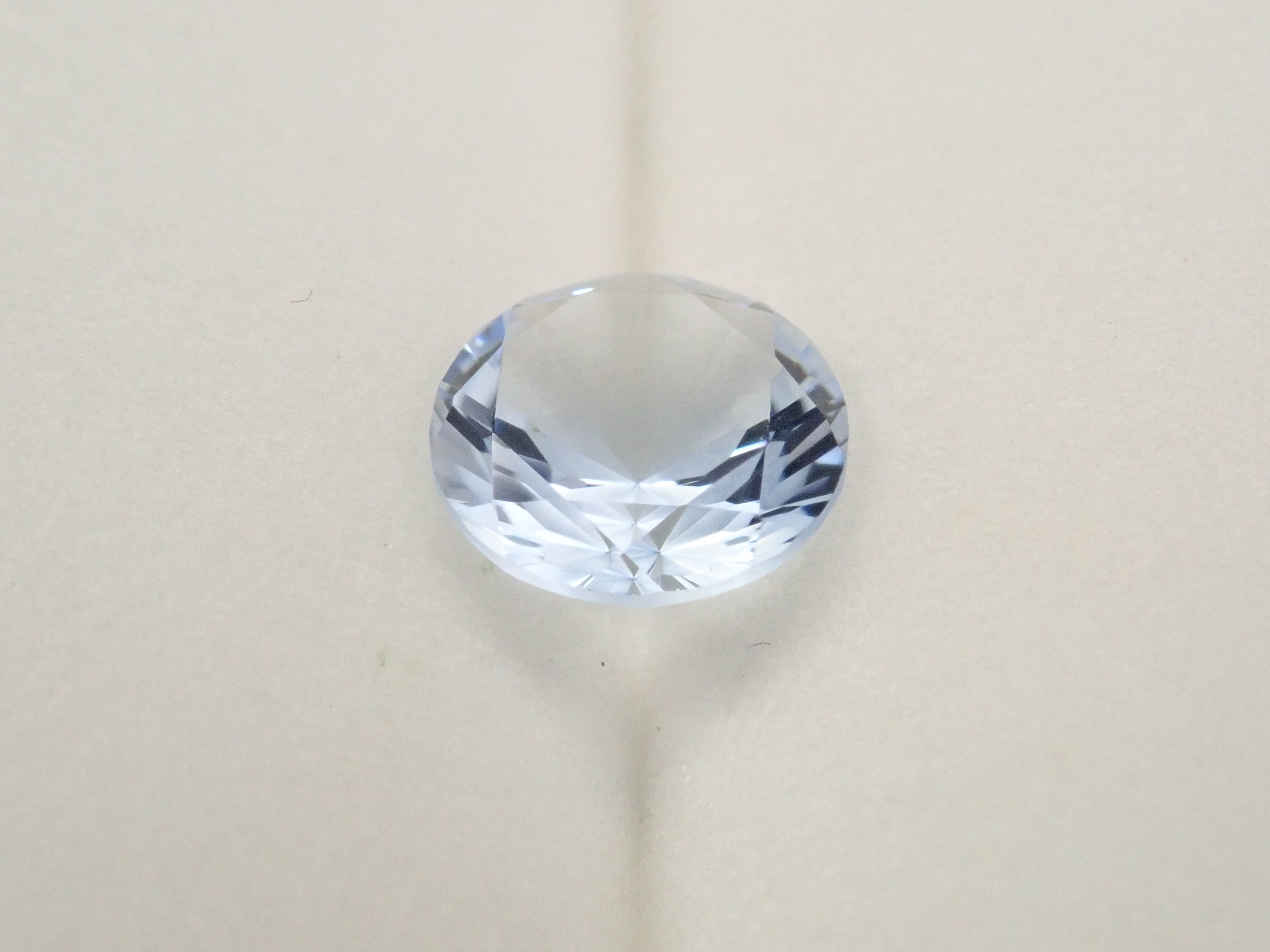 【12560378掲載】シベリアンブルークォーツ（合成クォーツ） 1.067ctルース