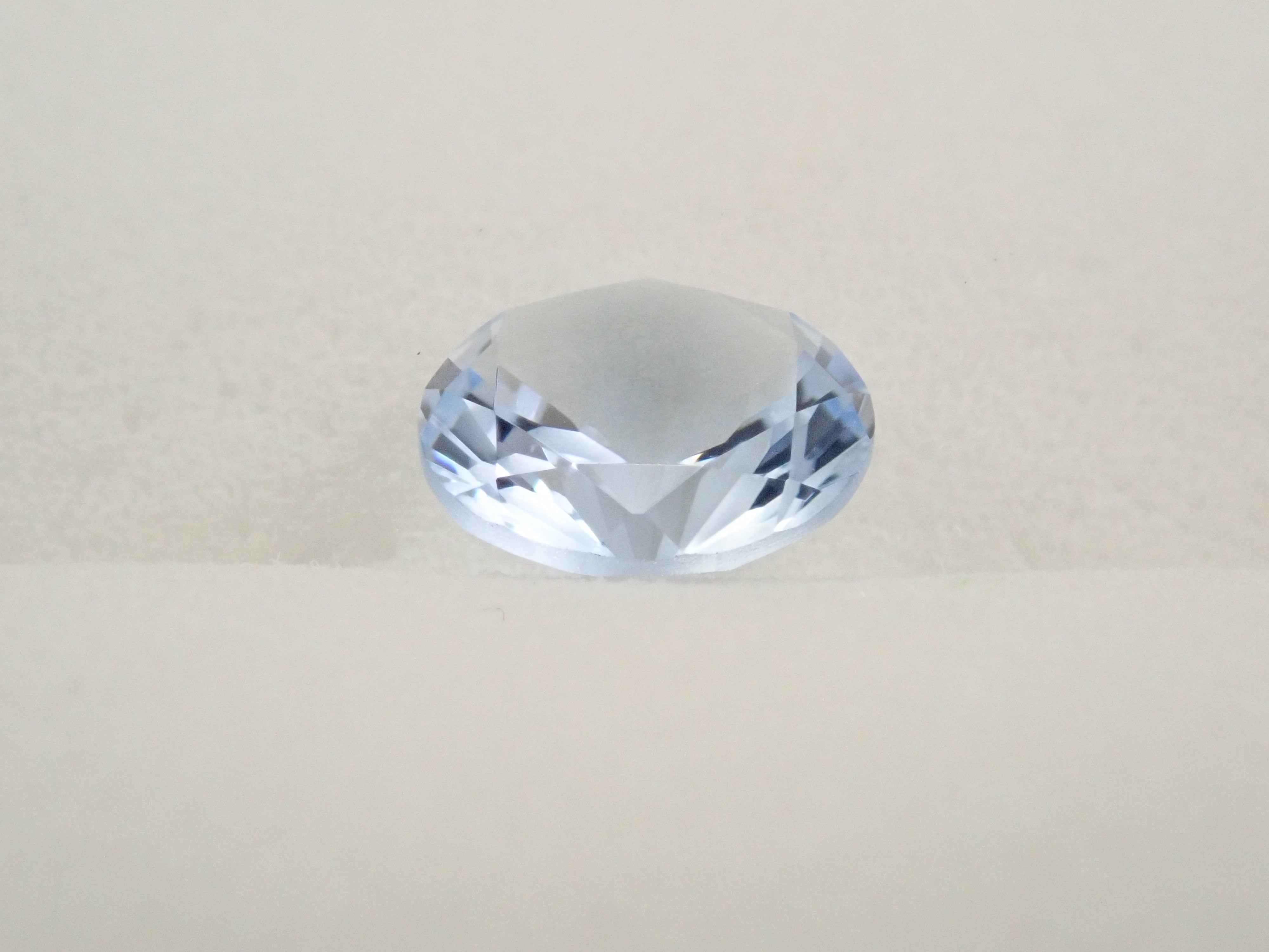 【12560378掲載】シベリアンブルークォーツ（合成クォーツ） 1.067ctルース