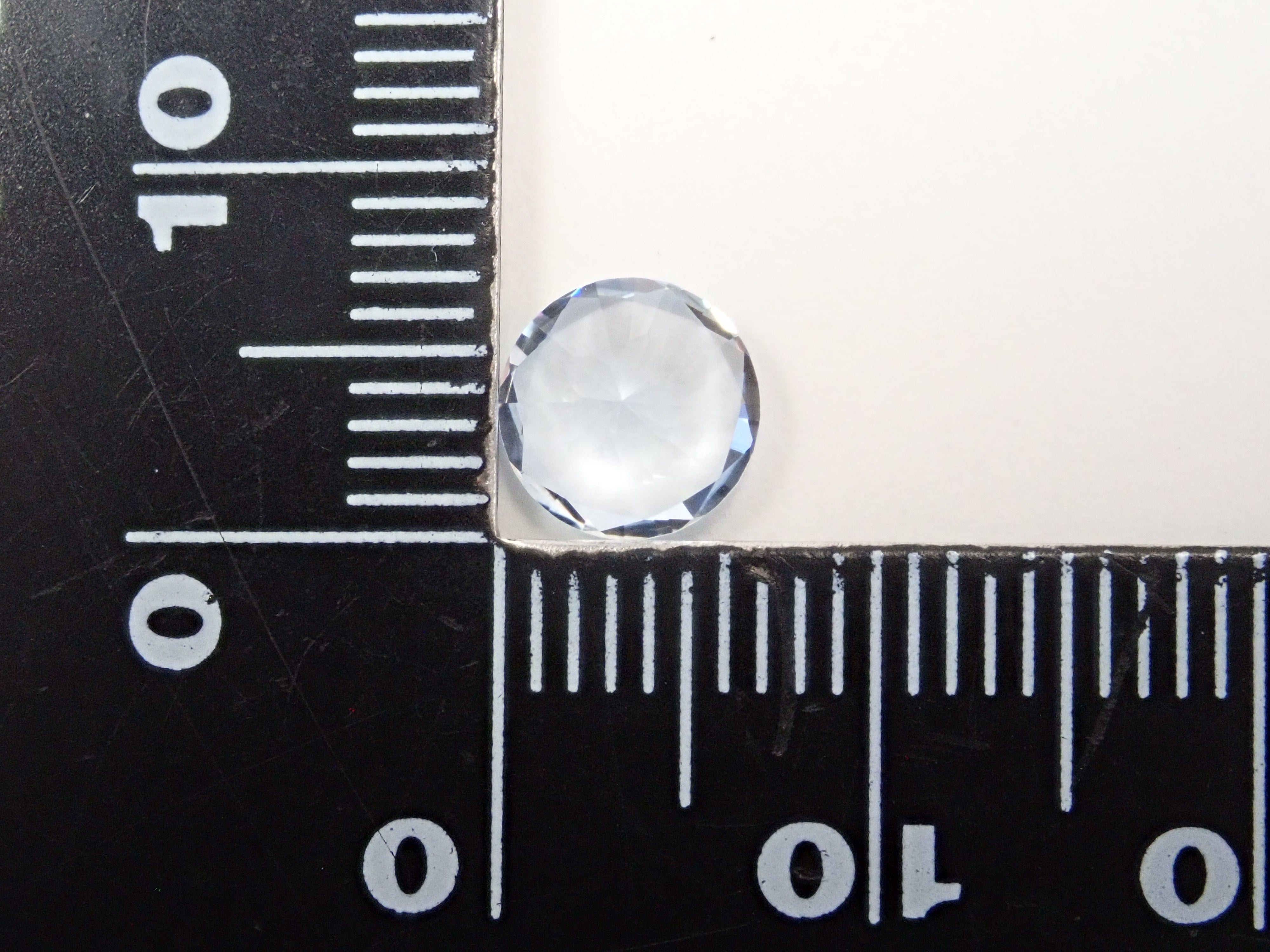 【12560378掲載】シベリアンブルークォーツ（合成クォーツ） 1.067ctルース