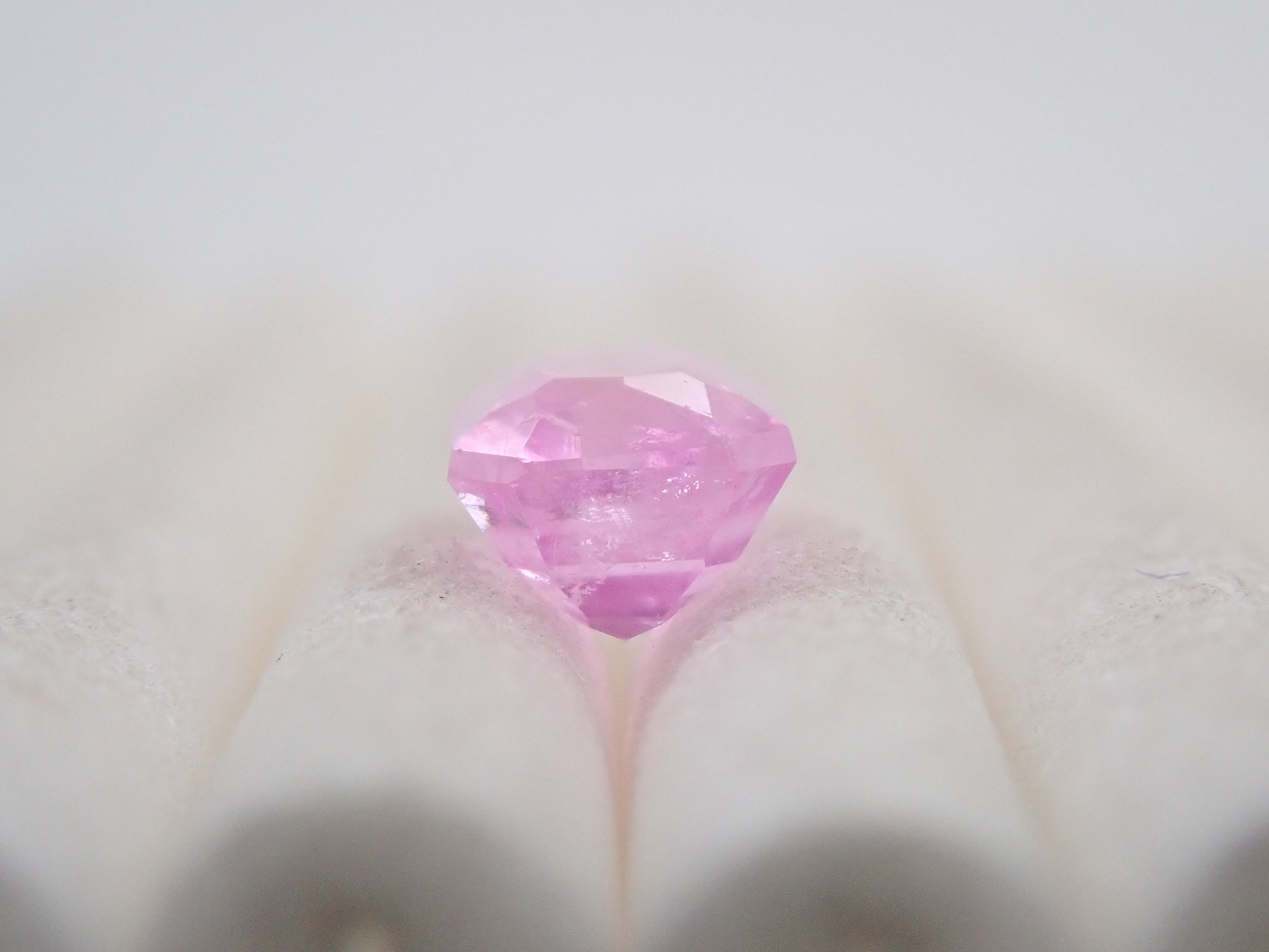 西班牙產粉紅鈷方解石0.520ct 裸石