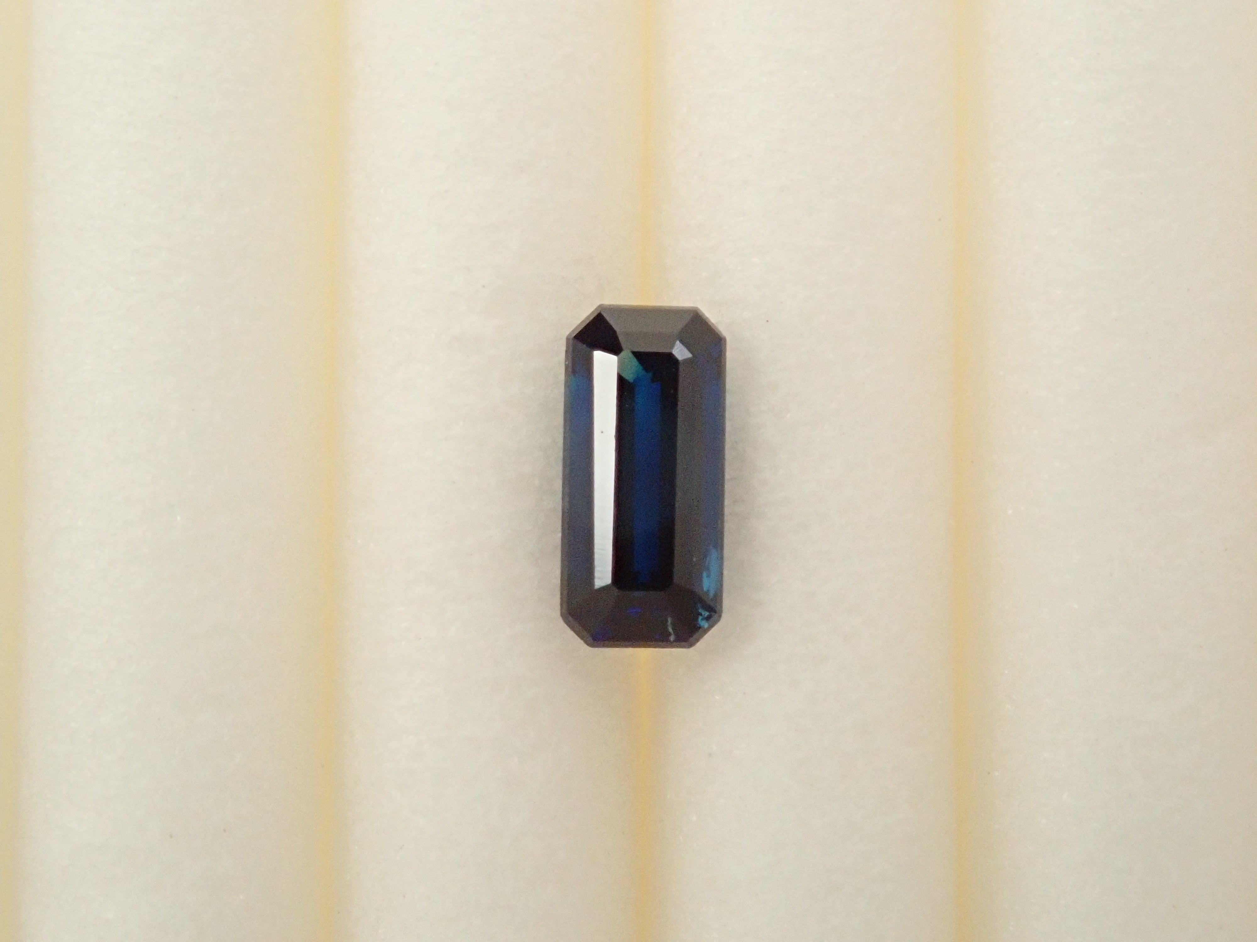 【12560350掲載】ジンバブエ産ユークレース 0.138ctルース