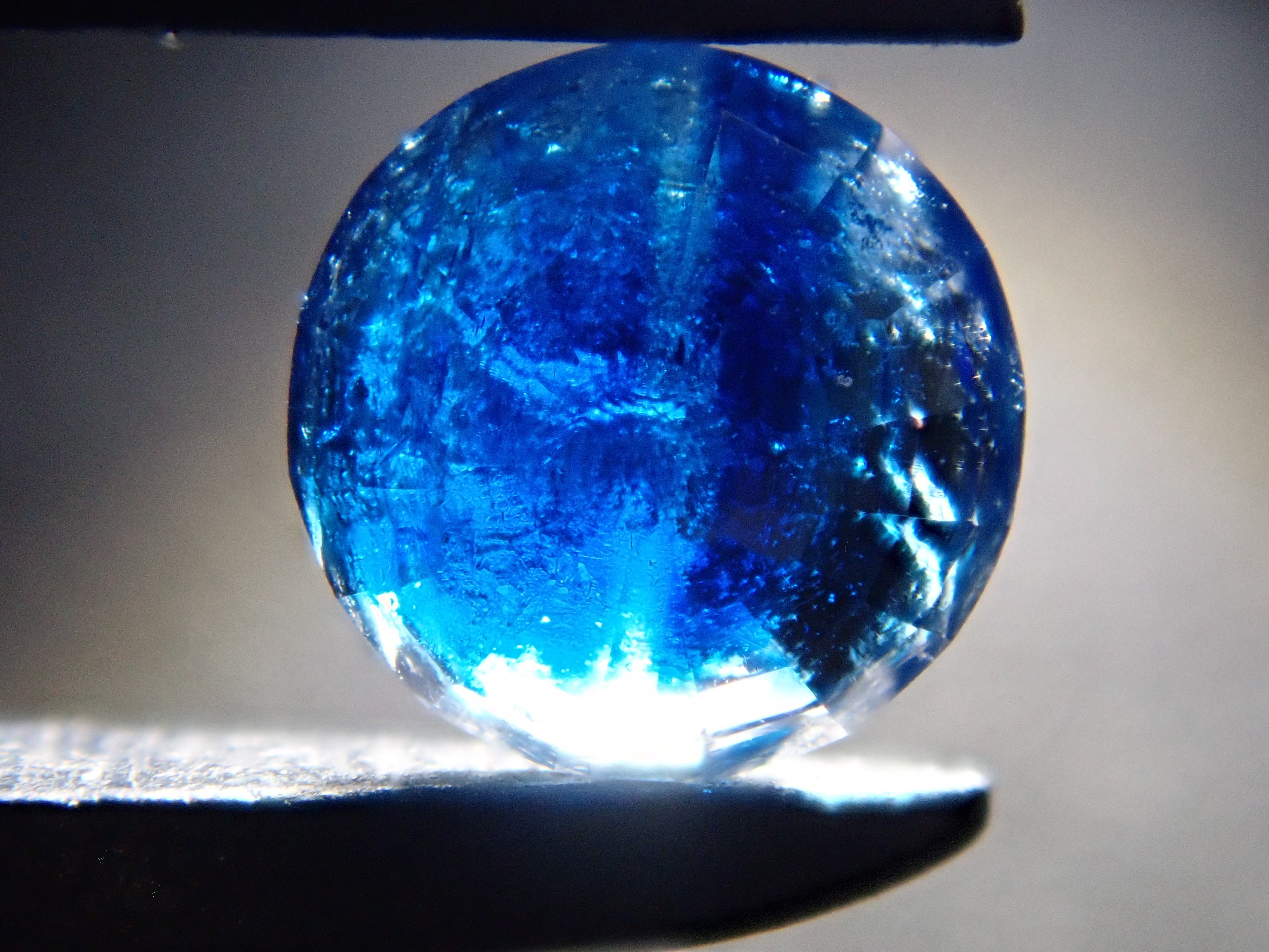 【12560352掲載】ジンバブエ産ユークレース 0.397ctルース