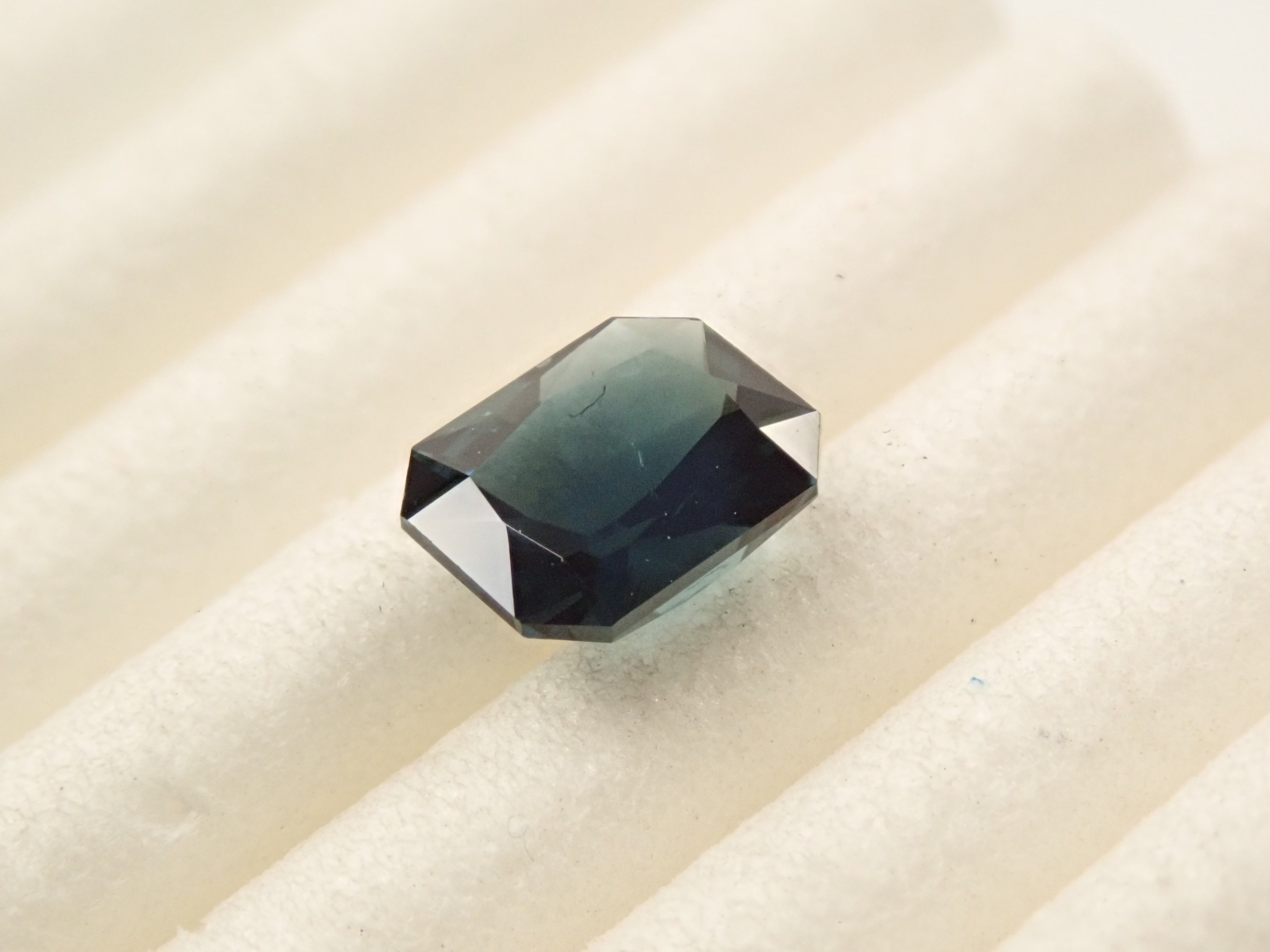 ブラジル産インディゴライトトルマリン 0.609ctルース JTL