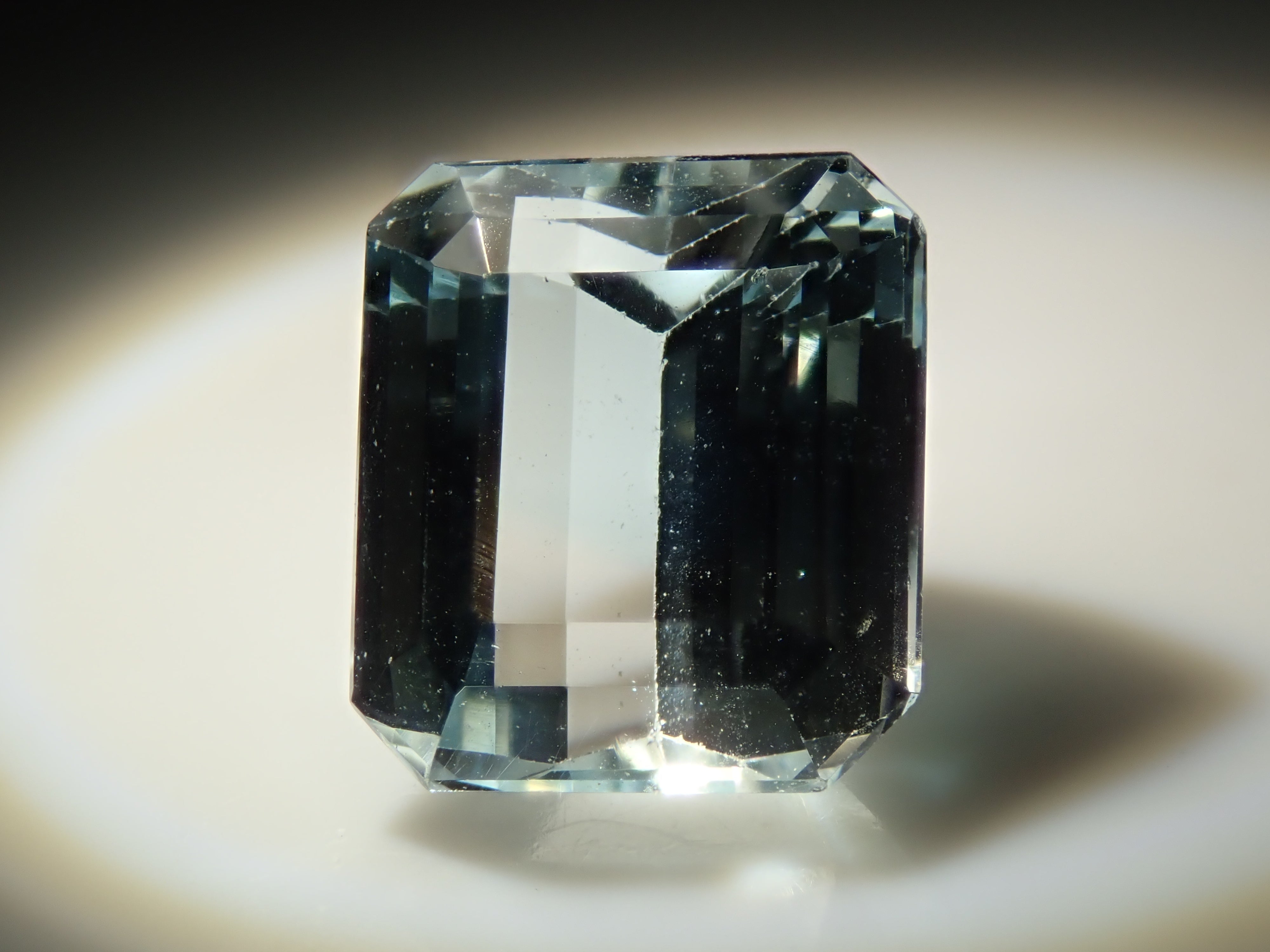 ブラジル産バイカラートパーズ 2.884ctルース