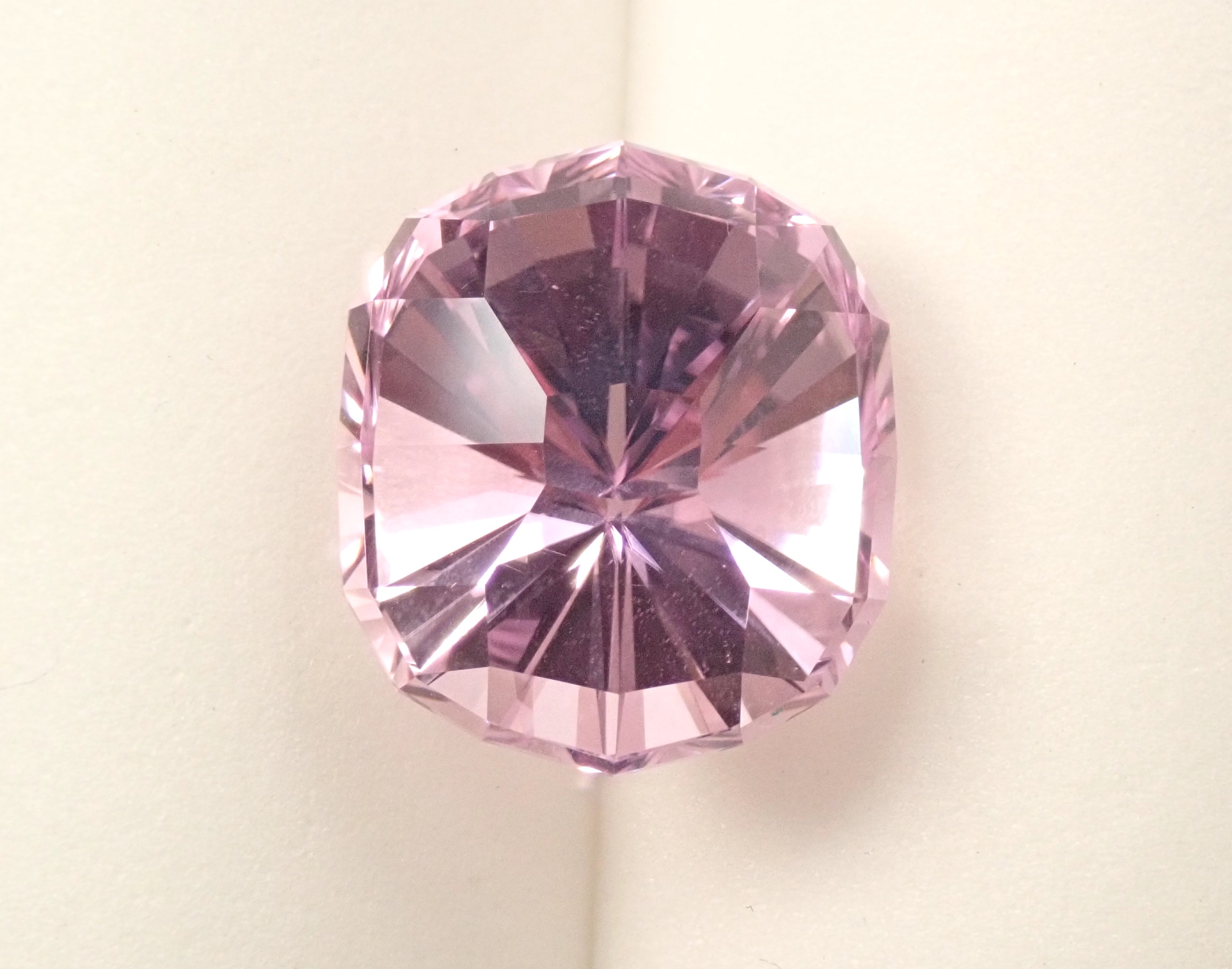 クンツァイト - 通販｜宝石鑑定士が運営【カラッツSTORE】