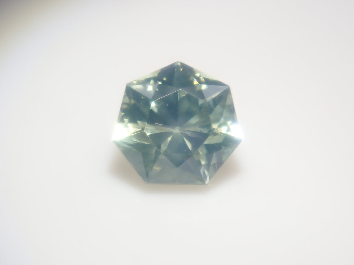 【9/21 22時販売】スリランカ産グリーンジルコン 0.403ctルース