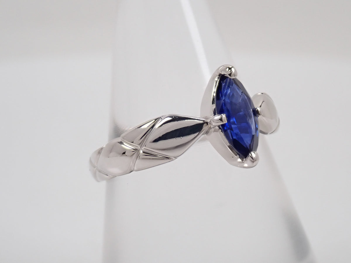 Pt900 ロイヤルブルーサファイア 0.84ct リング鑑別書