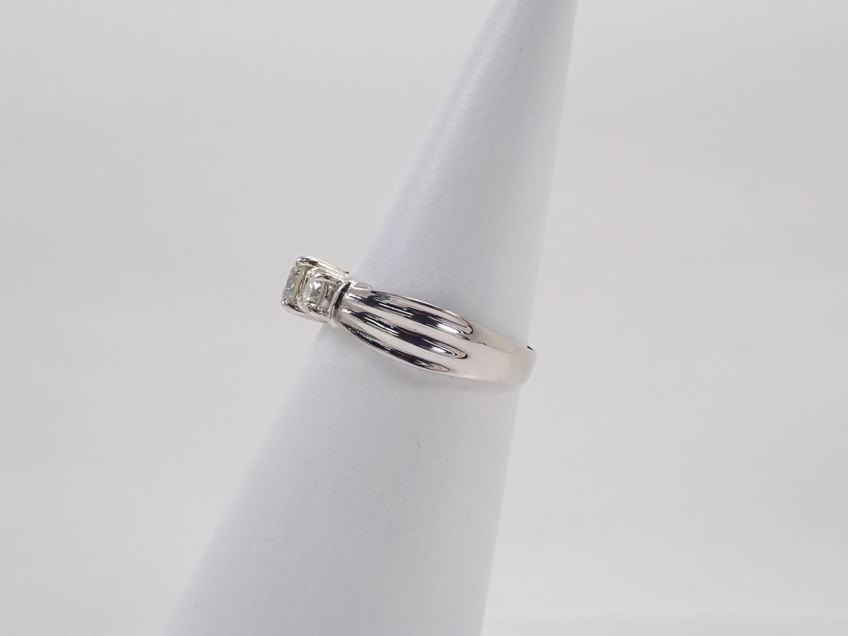 【9/30 22時販売】【カラフリ】Pt900 ダイヤモンド1.00ct スリーストーンリング 鑑別書