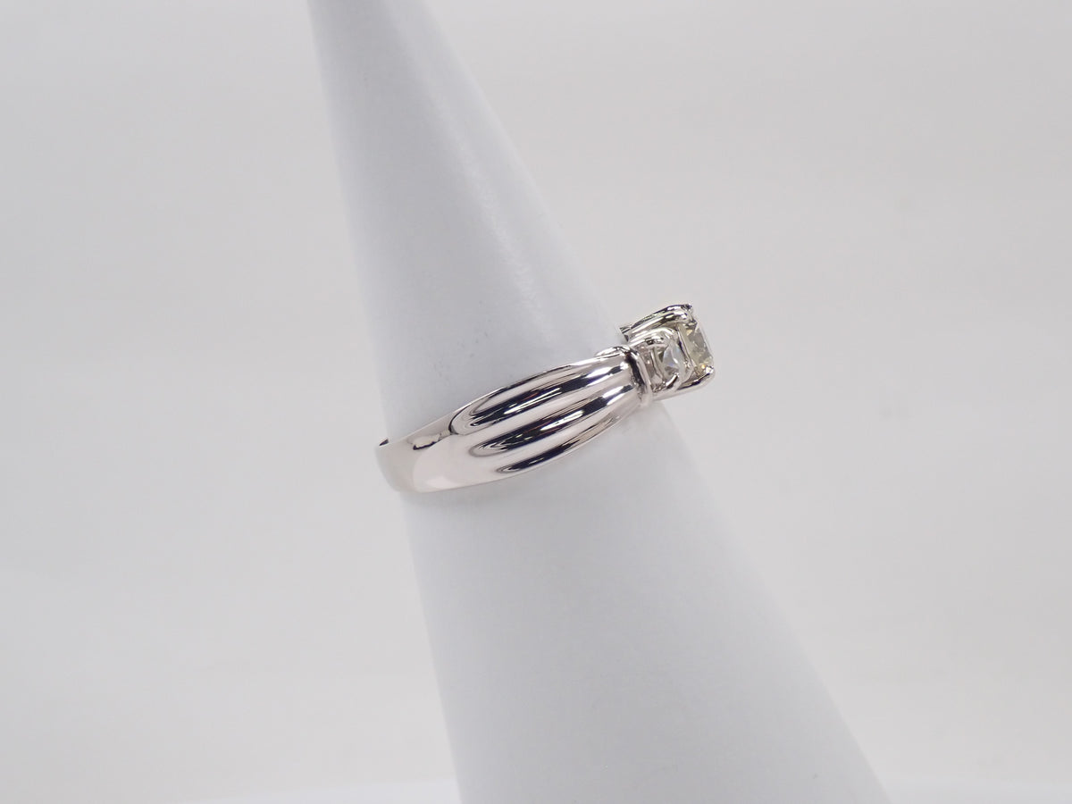 【9/30 22時販売】【カラフリ】Pt900 ダイヤモンド1.00ct スリーストーンリング 鑑別書