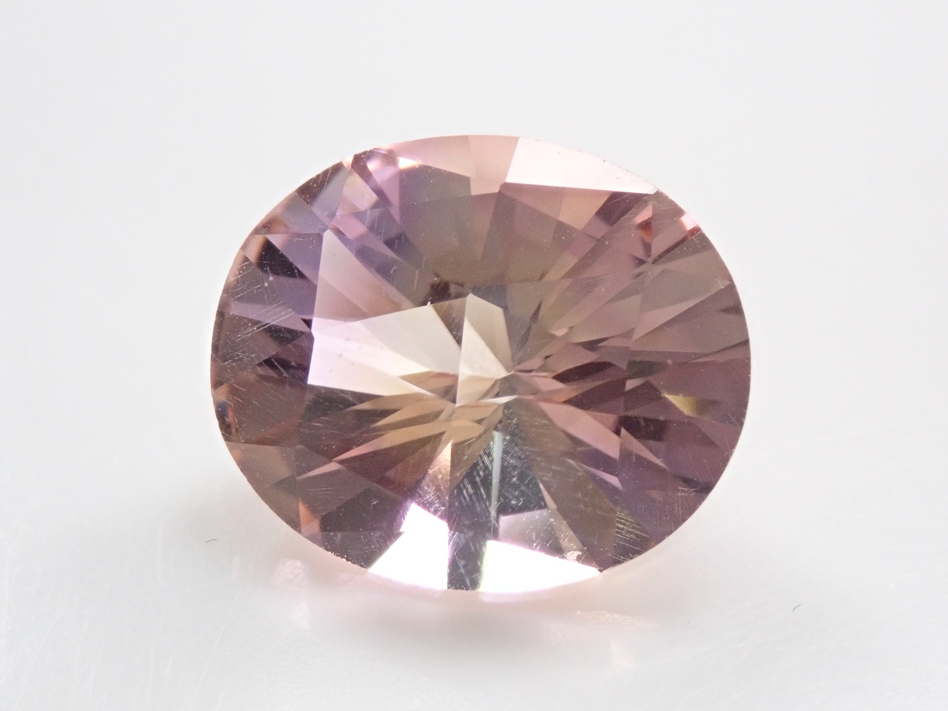 【12546025更新】ミャンマー産スターペリドット 5.973ctルース