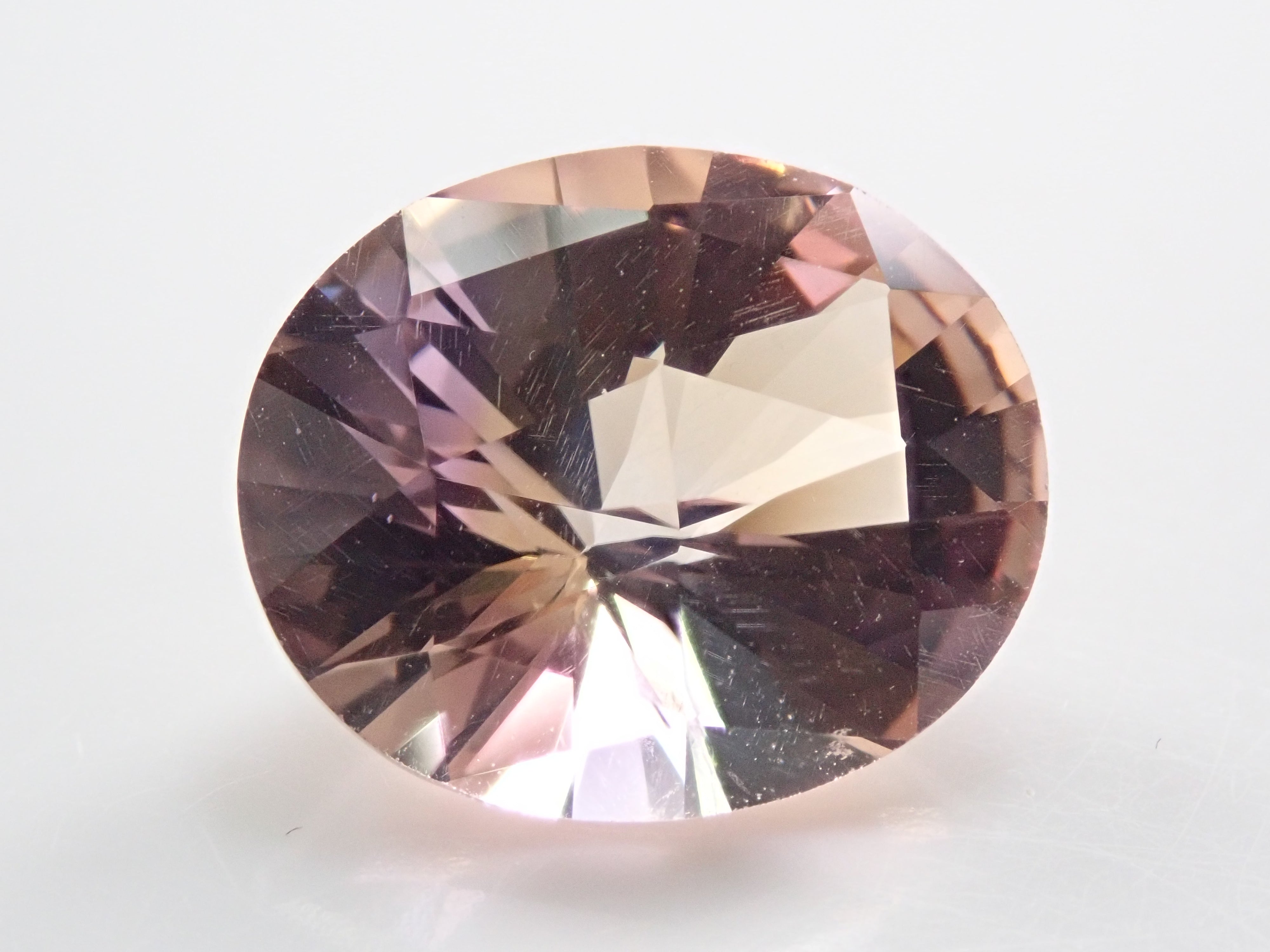 【12546025更新】ミャンマー産スターペリドット 5.973ctルース