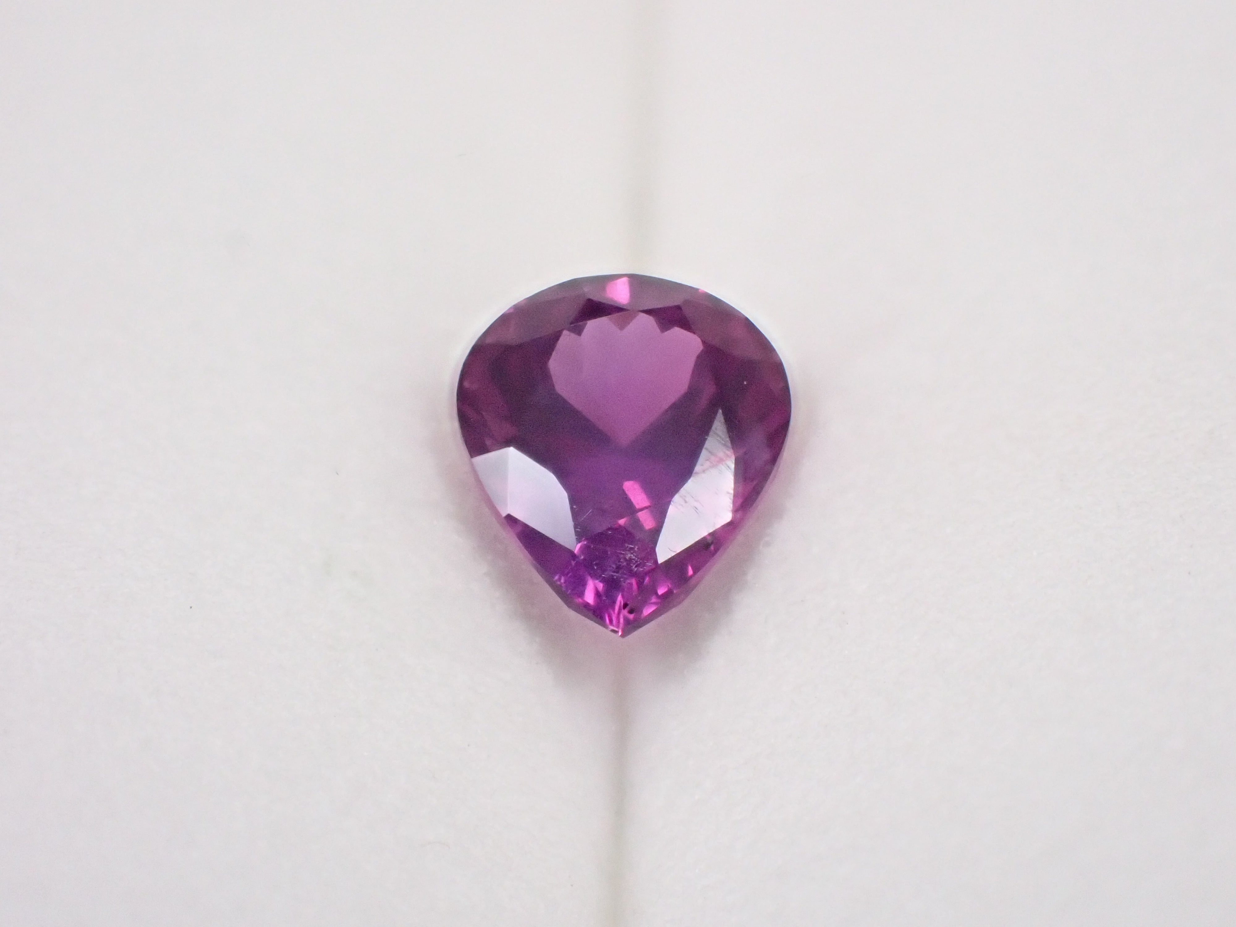 スリランカ産非加熱パープルサファイア 0.870ctルース GIA