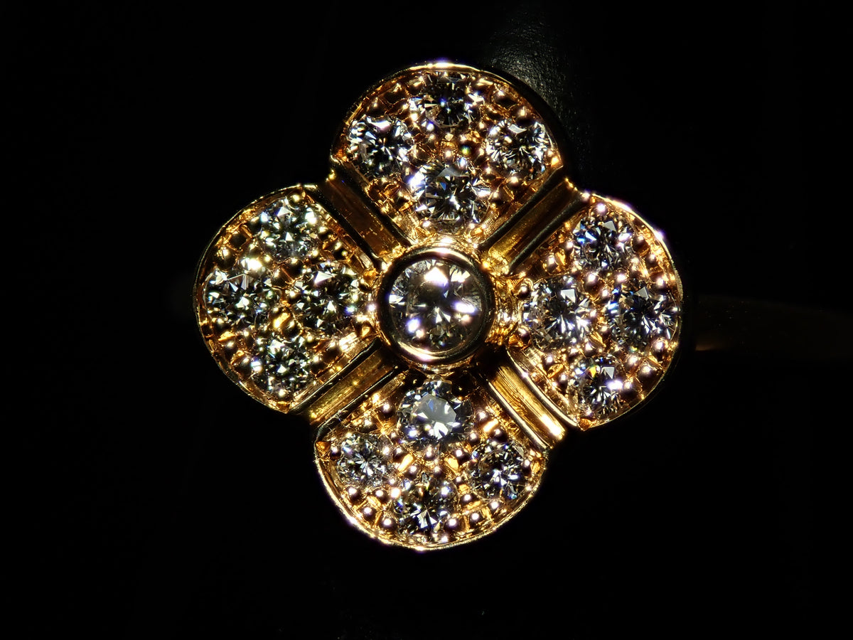 【9/30 22時販売】【カラフリ】K18 ダイヤモンド0.35ct フラワーモチーフリング鑑別書