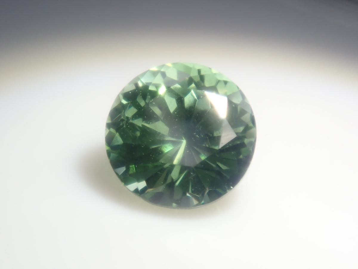 【9/26 22時販売】スリランカ産グリーンジルコン 4.5mm/0.474ctルース
