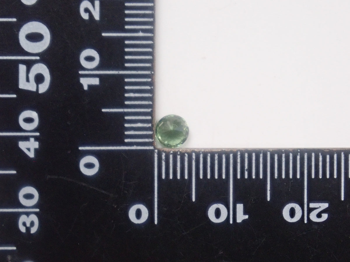 【9/26 22時販売】スリランカ産グリーンジルコン 4.5mm/0.474ctルース