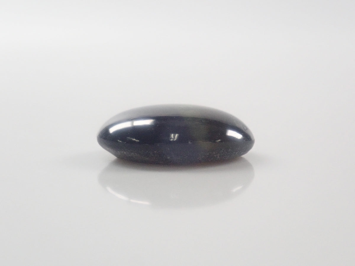 【9/18 22時販売】タイ産ブラックスターサファイア 7.437ctルース