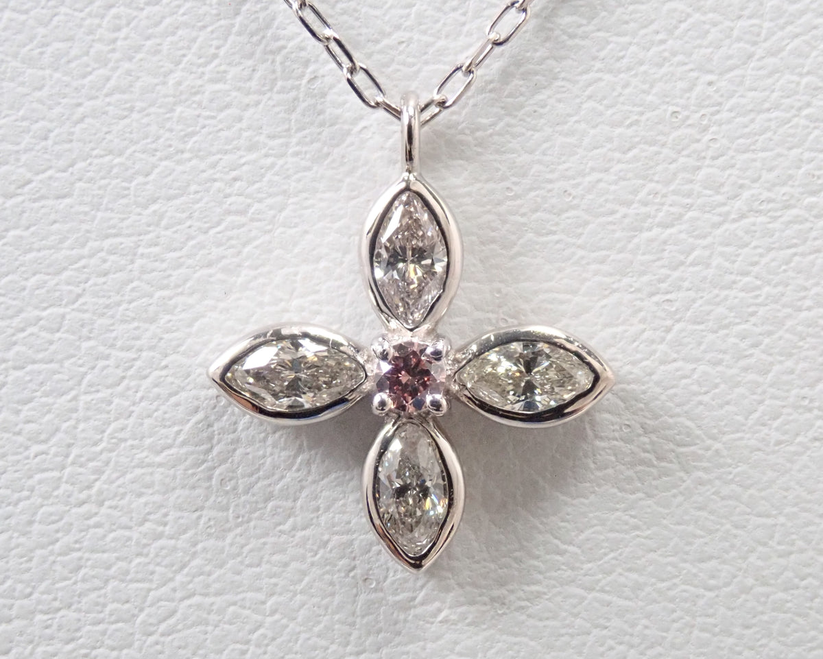 【9/24 22時販売】【カラフリ】Pt900/Pt850 ピンクダイヤモンド 0.03ct・ダイヤモンド0.30ctペンダント（ネックレス）ミニ鑑別カード