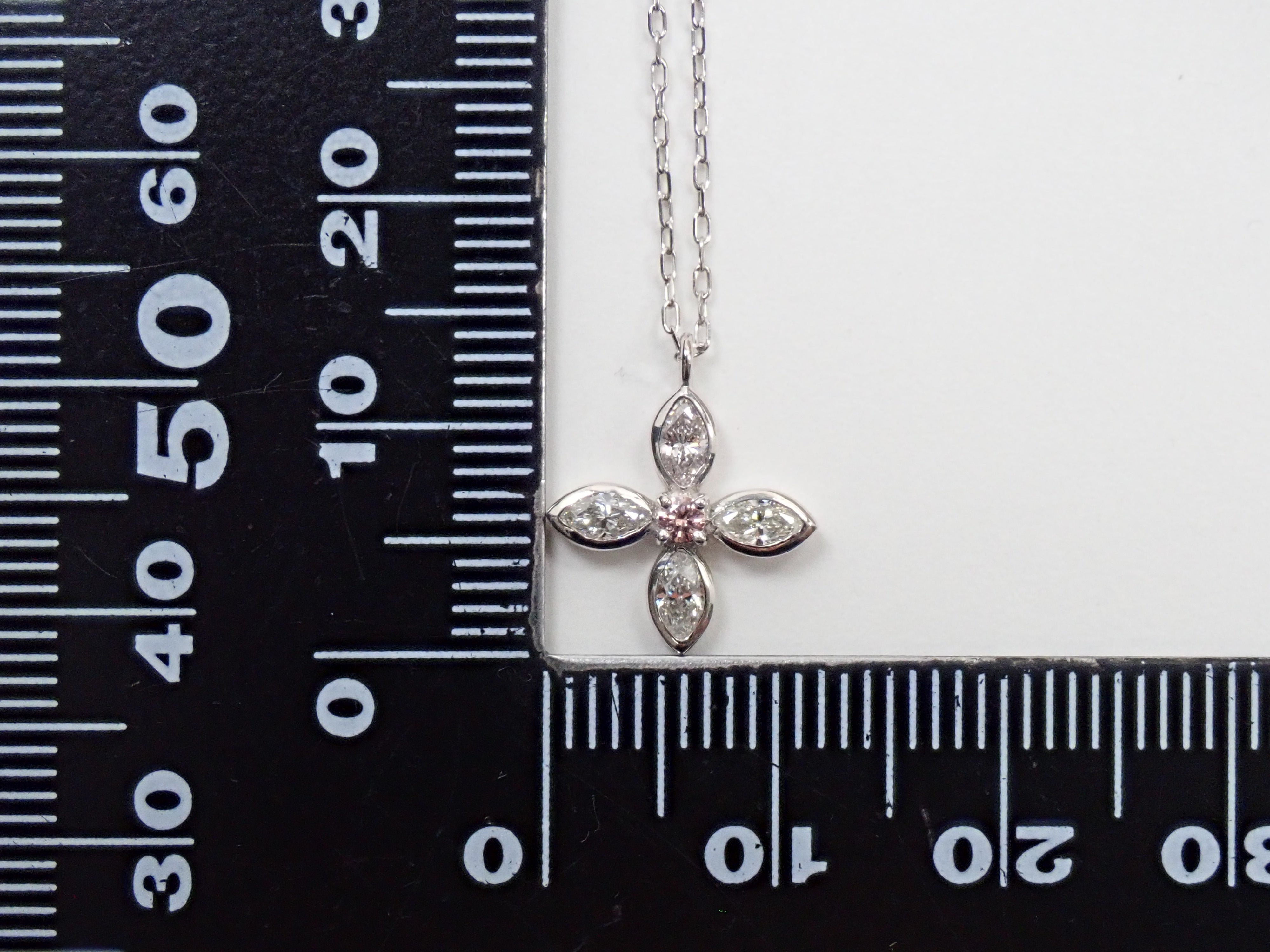 Pt900/Pt850 Pink Diamond 0.03ct & Diamond 0.30ct Pendant (Necklace