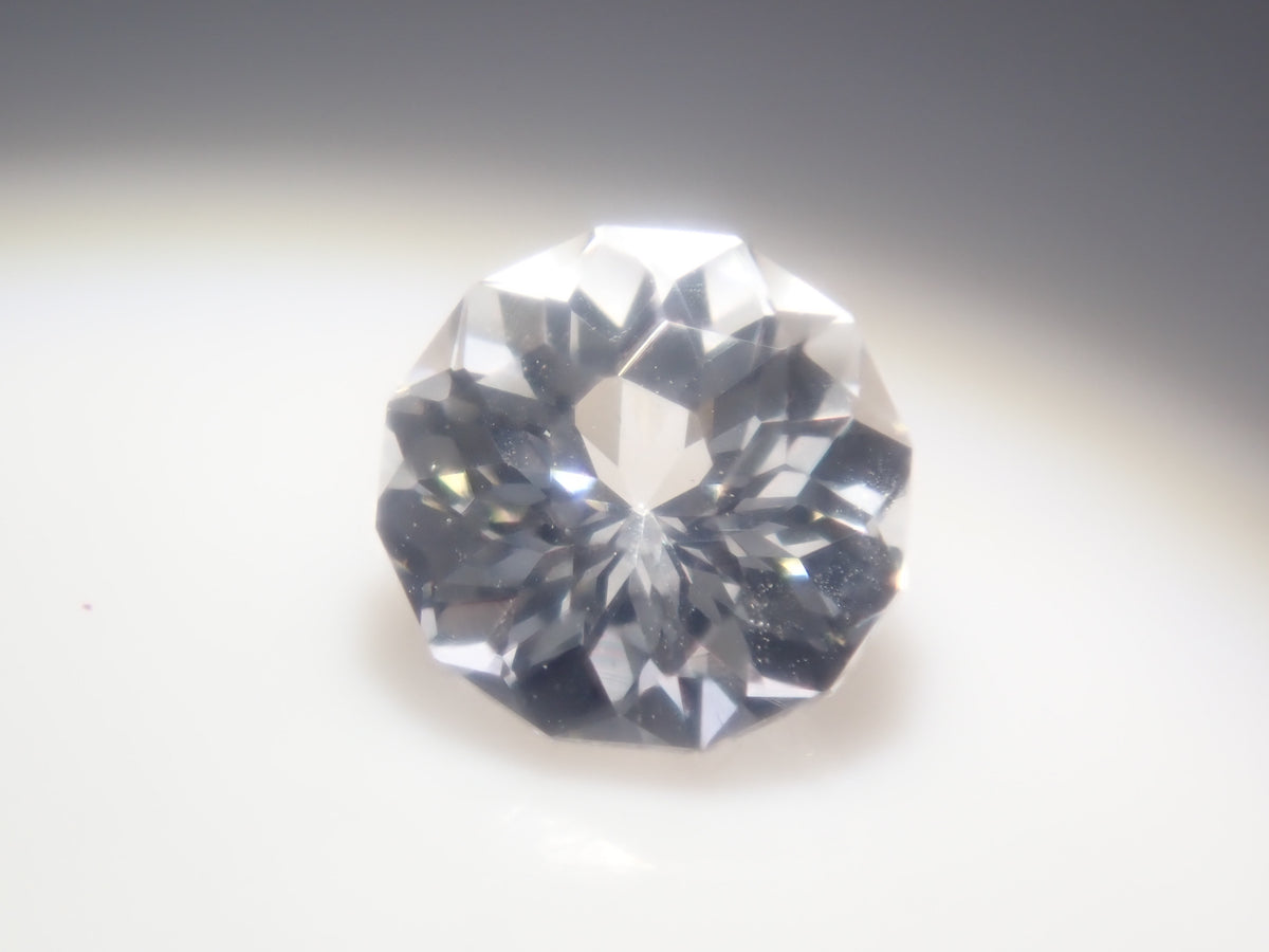 【9/18 22時販売】ブラジル産ゴーシェナイト 4.3mm/0.376ctルース