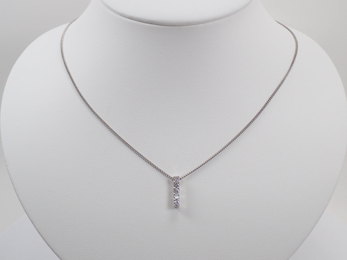 【9/28 22時販売】【カラフリ】K18WG ダイヤモンド 0.5ct ペンダントトップ（ネックレストップ）鑑別書