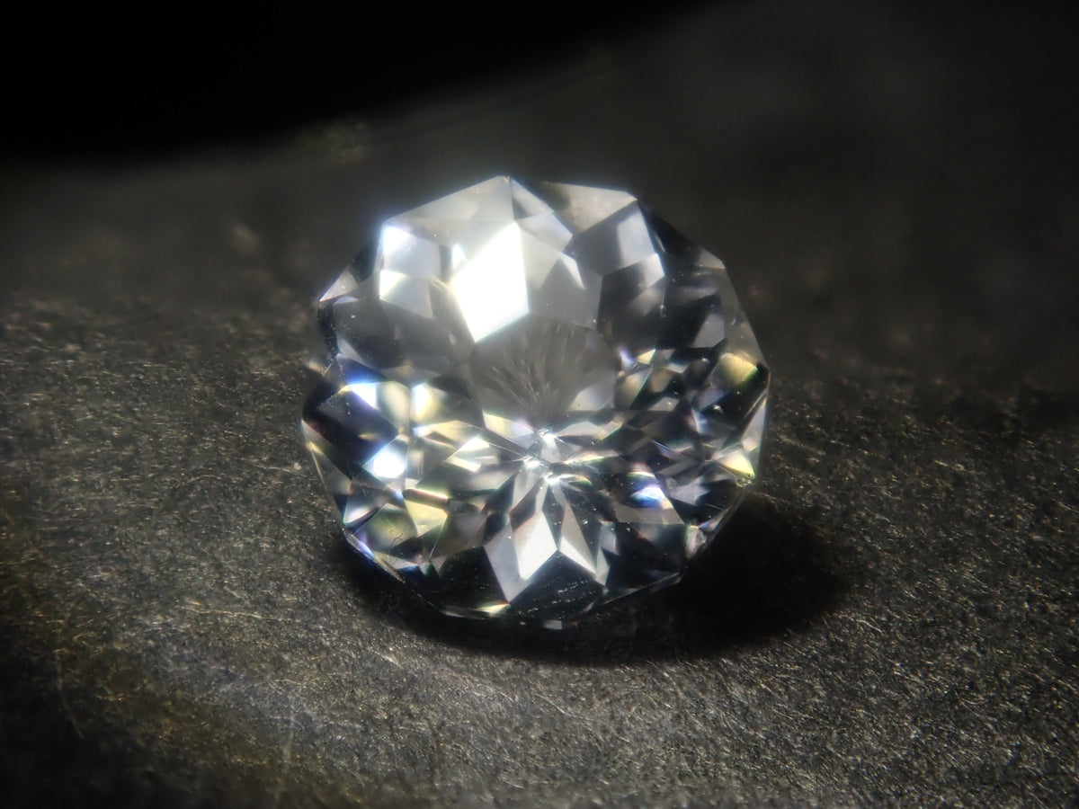 【9/18 22時販売】ブラジル産ゴーシェナイト 4.3mm/0.376ctルース