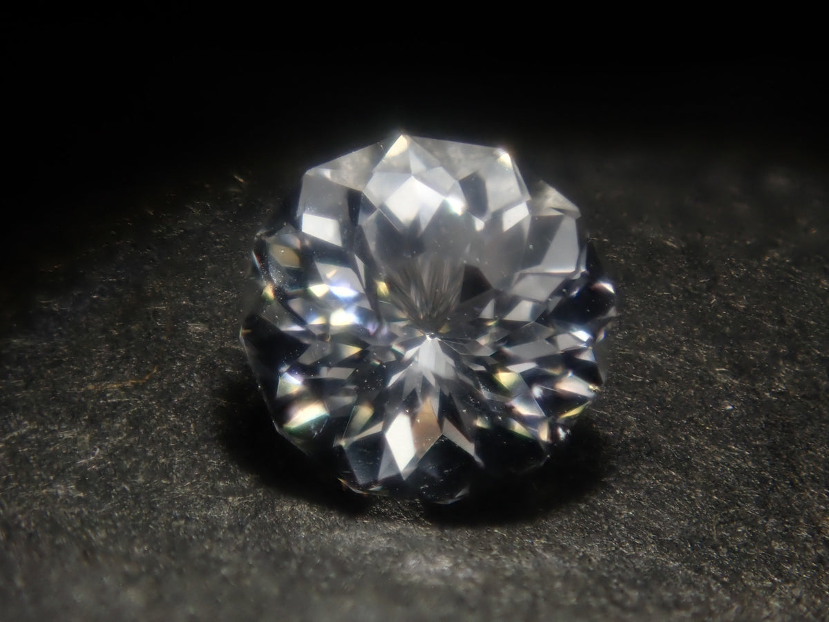 【9/18 22時販売】ブラジル産ゴーシェナイト 4.3mm/0.376ctルース
