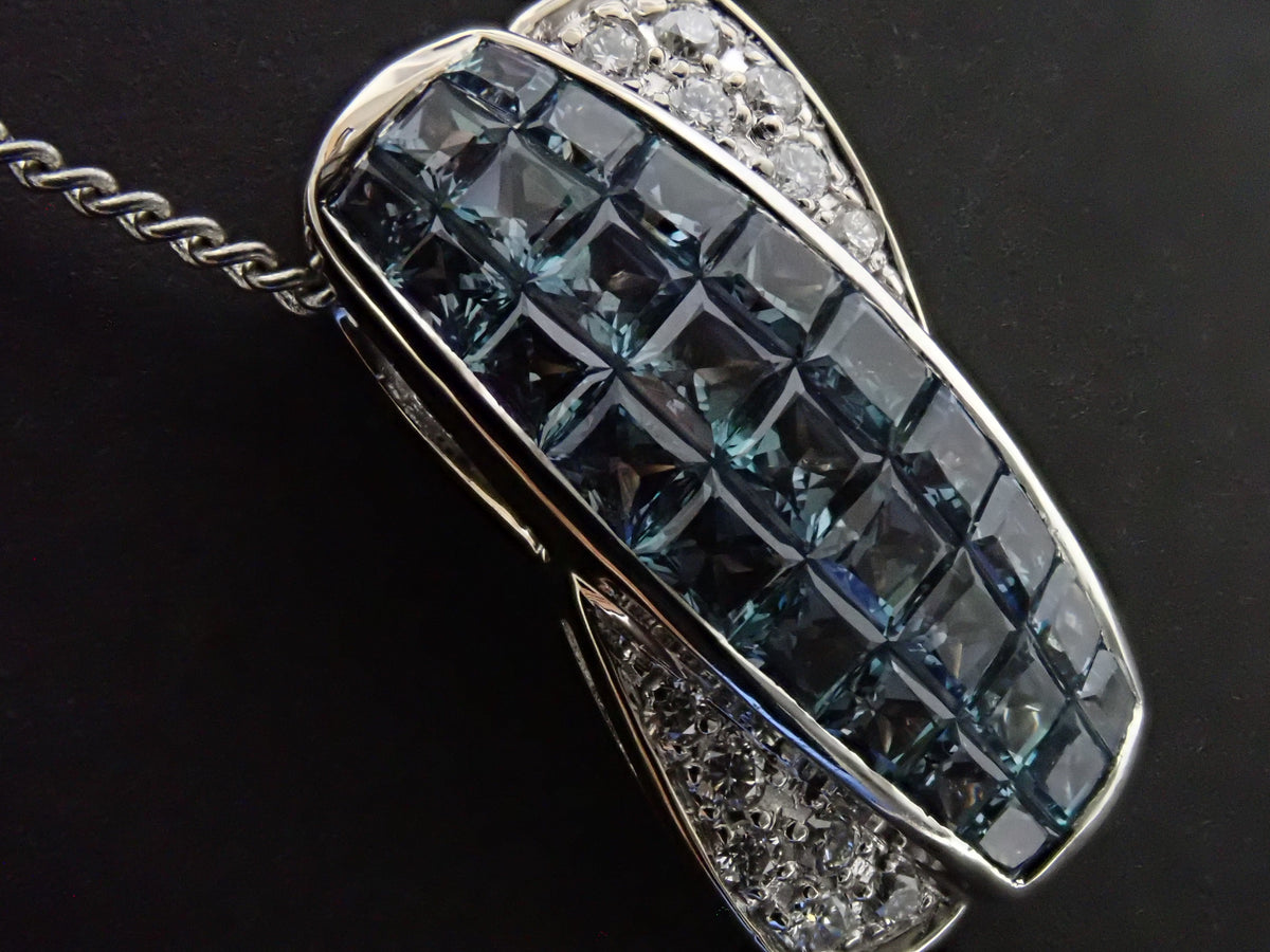 【9/28 22時販売】【カラフリ】K18WG クレサンベール 合成アレキサンドライト3ct プリンセスカット・ダイヤモンド0.12ct ペンダントトップ 鑑別書