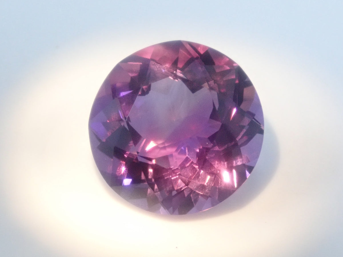 [On sale 9/ 22:00] 《Limited to 12 stones》 Big Gem Gacha - Win items including Shimizu Kikiseki’s Camellia cut and Sakura shape 《Multi-purchase discounts available》