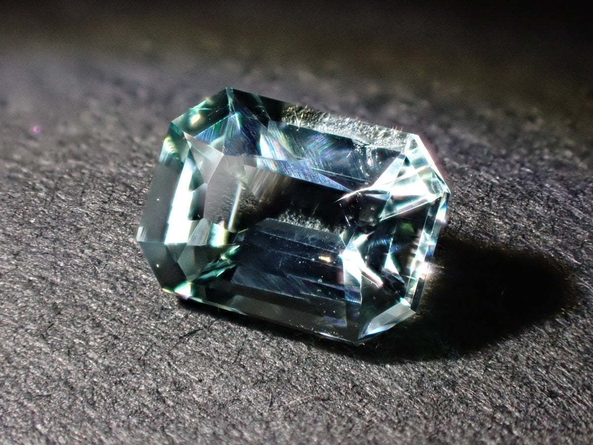 【12560406掲載】ナイジェリア産グリーンベリル 0.311ctルース