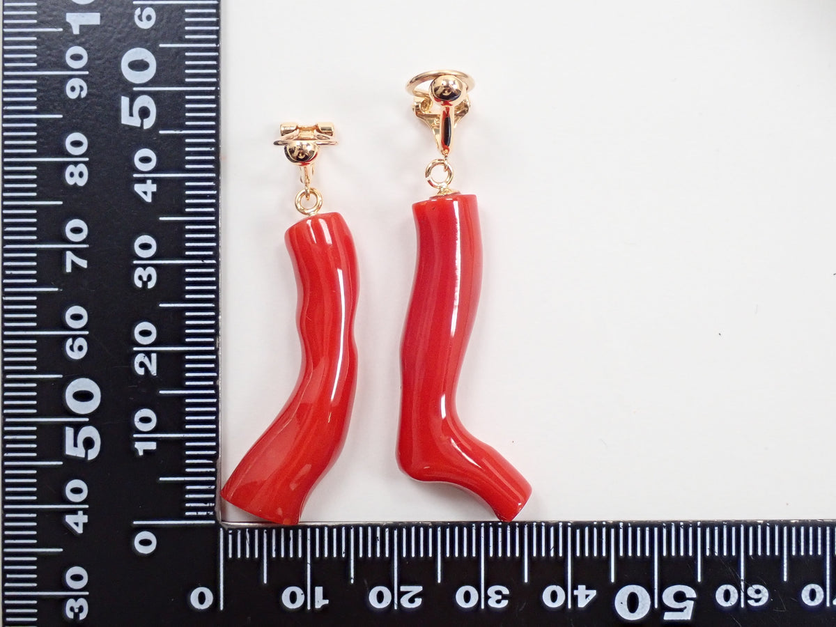 【9/18 22時販売】【カラフリ】K18 血赤珊瑚 イヤリング鑑別書