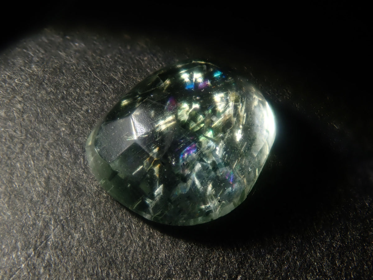 【9/20 22時販売】《限定3石》ブラジル産モスグリーンベリルガチャ（平均0.8ct,ローズカット）《複数購入割引有》