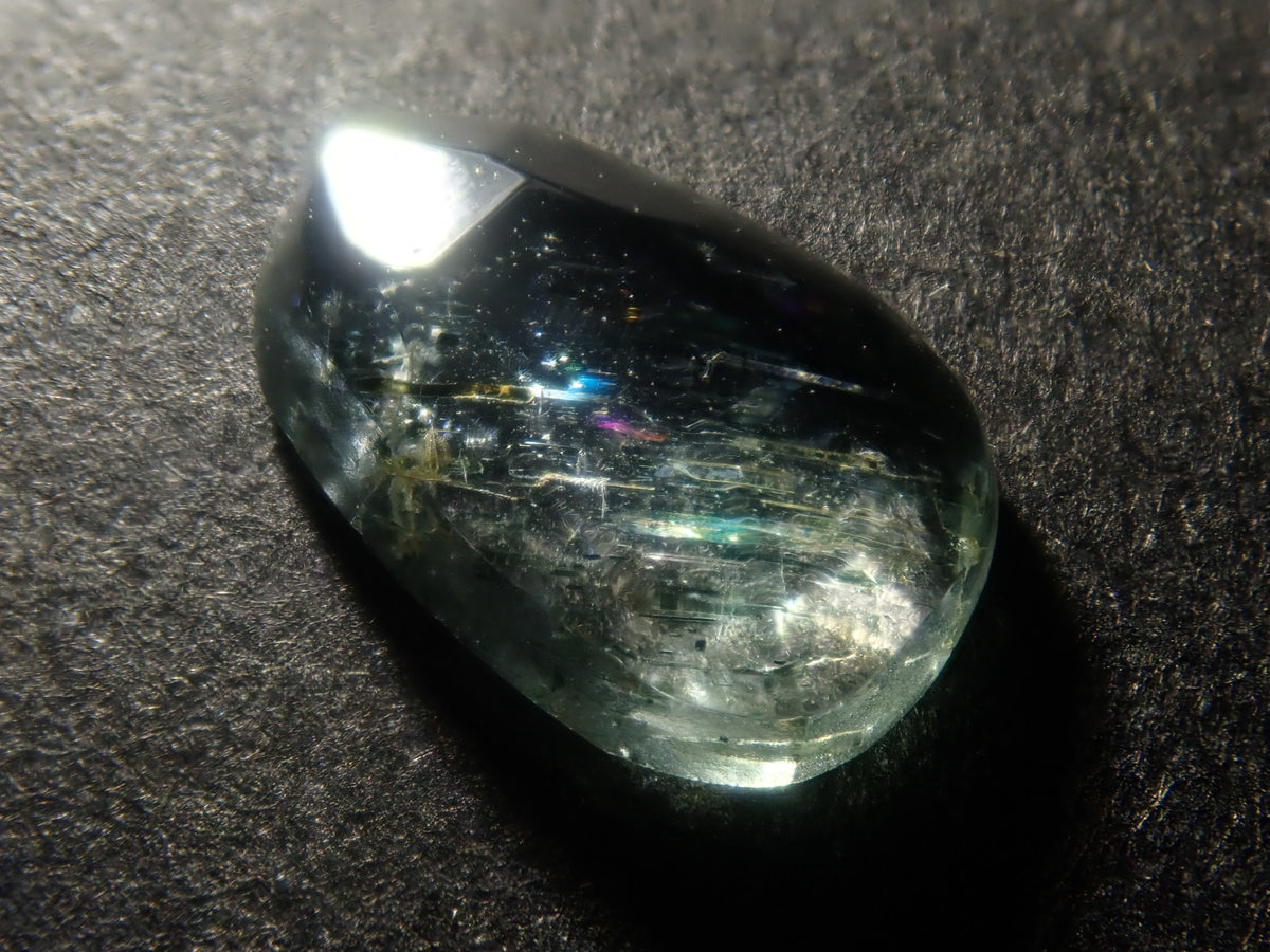 【9/20 22時販売】《限定3石》ブラジル産モスグリーンベリルガチャ（平均0.8ct,ローズカット）《複数購入割引有》
