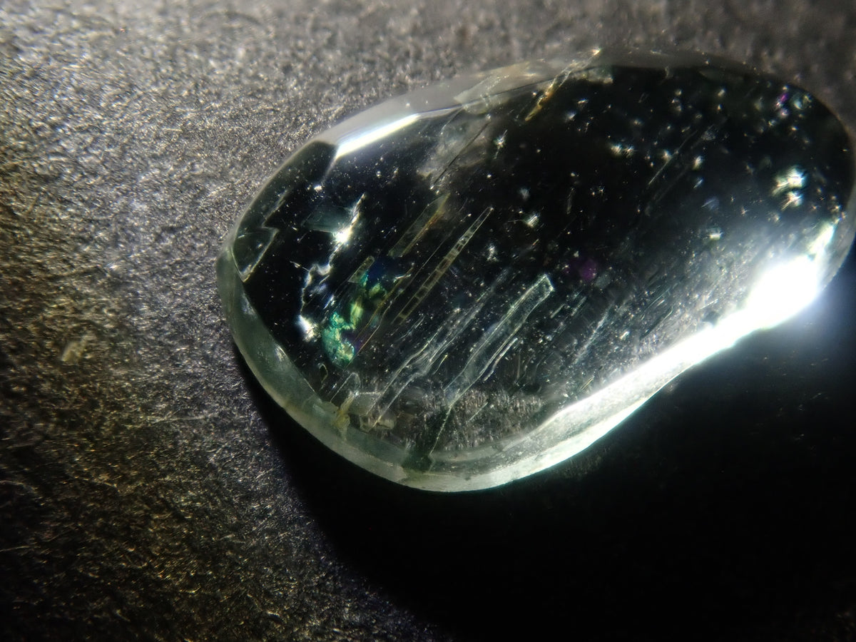 【9/20 22時販売】《限定3石》ブラジル産モスグリーンベリルガチャ（平均0.8ct,ローズカット）《複数購入割引有》