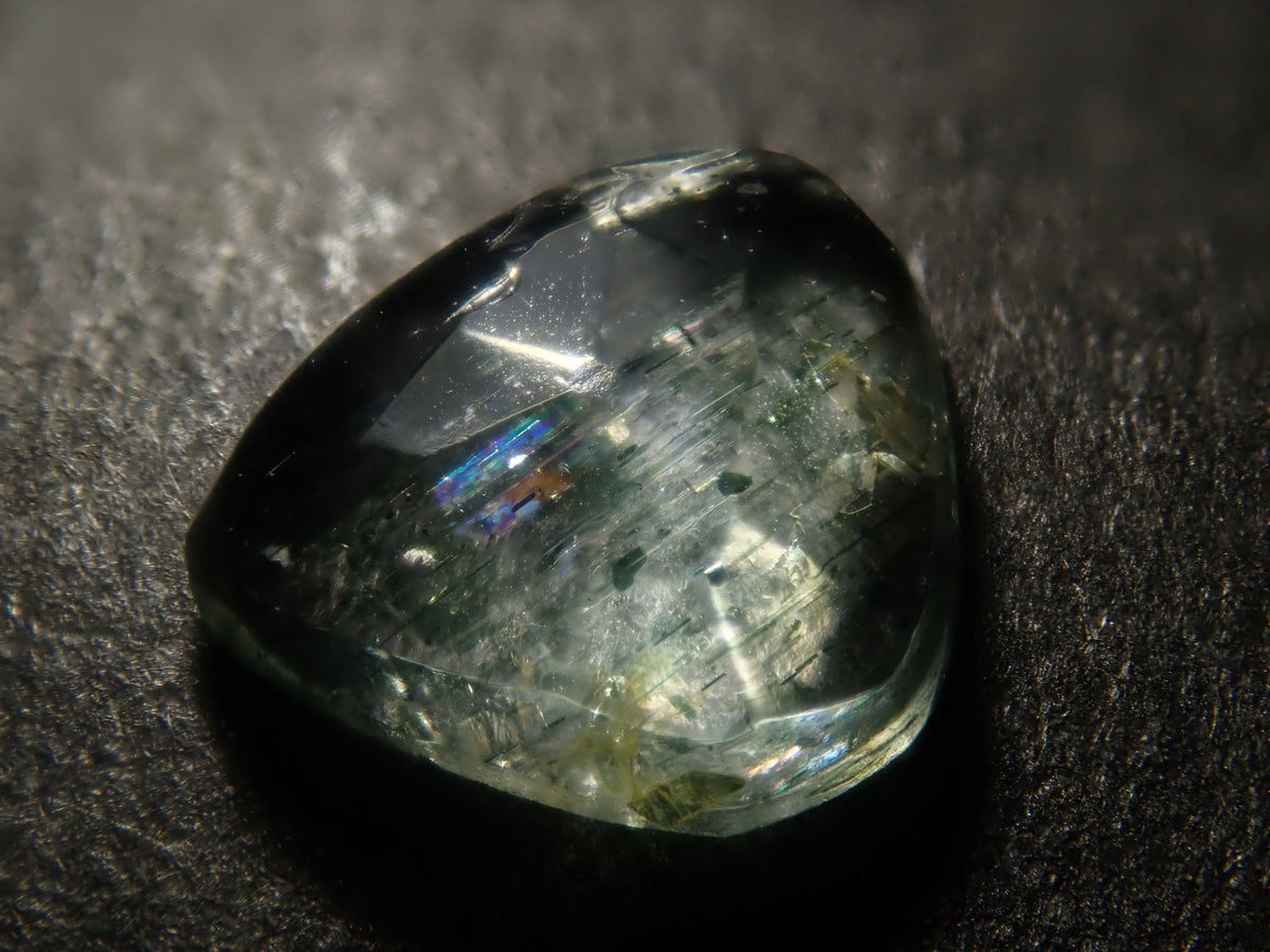 【9/20 22時販売】《限定3石》ブラジル産モスグリーンベリルガチャ（平均0.8ct,ローズカット）《複数購入割引有》