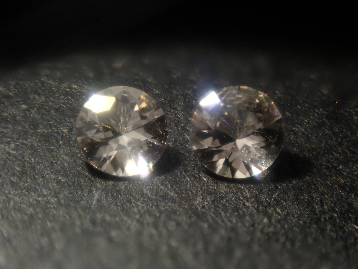 【9/22 22時販売】《限定11石》通常22,800円のブラジル産非加熱シェリーカラー含むインペリアルトパーズ1石（ロンドンブルートパーズ1石付き）《複数購入割引有》　