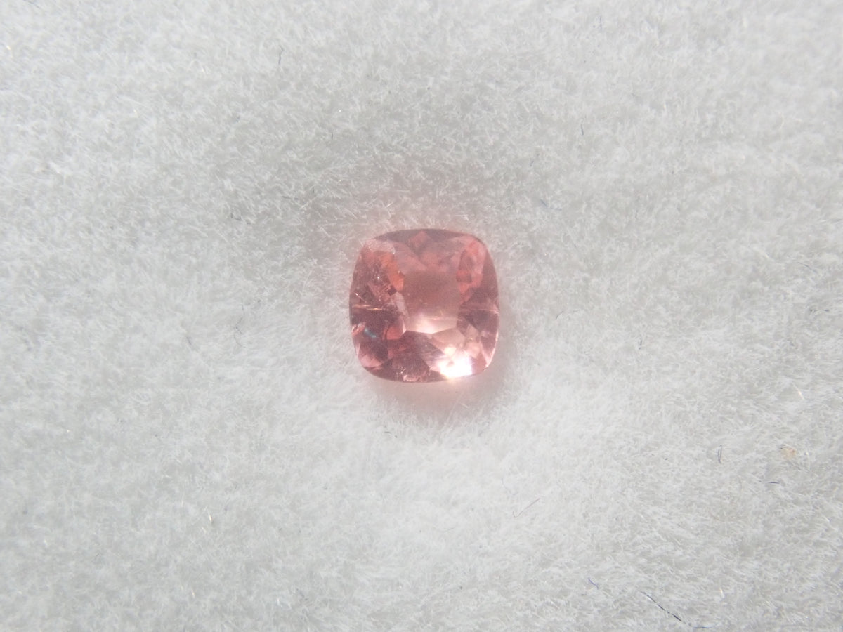 Pink Diamond Loot Box💎 Fancy Orange Pink 0.188ct and other Fancy-colored pink diamonds (all stones sorted or certified) 《Multiple purchase discounts available》