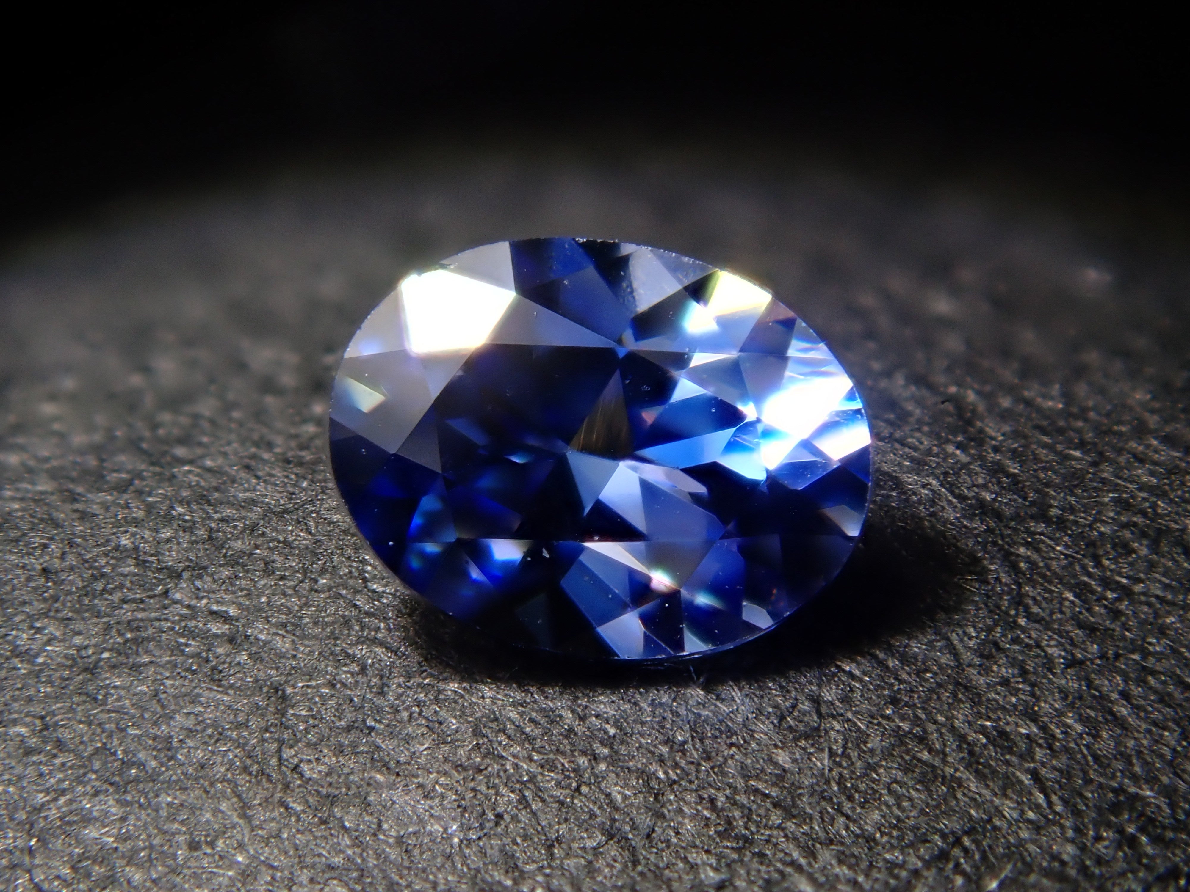 【12558080掲載】ベニトアイト 0.188ctルース