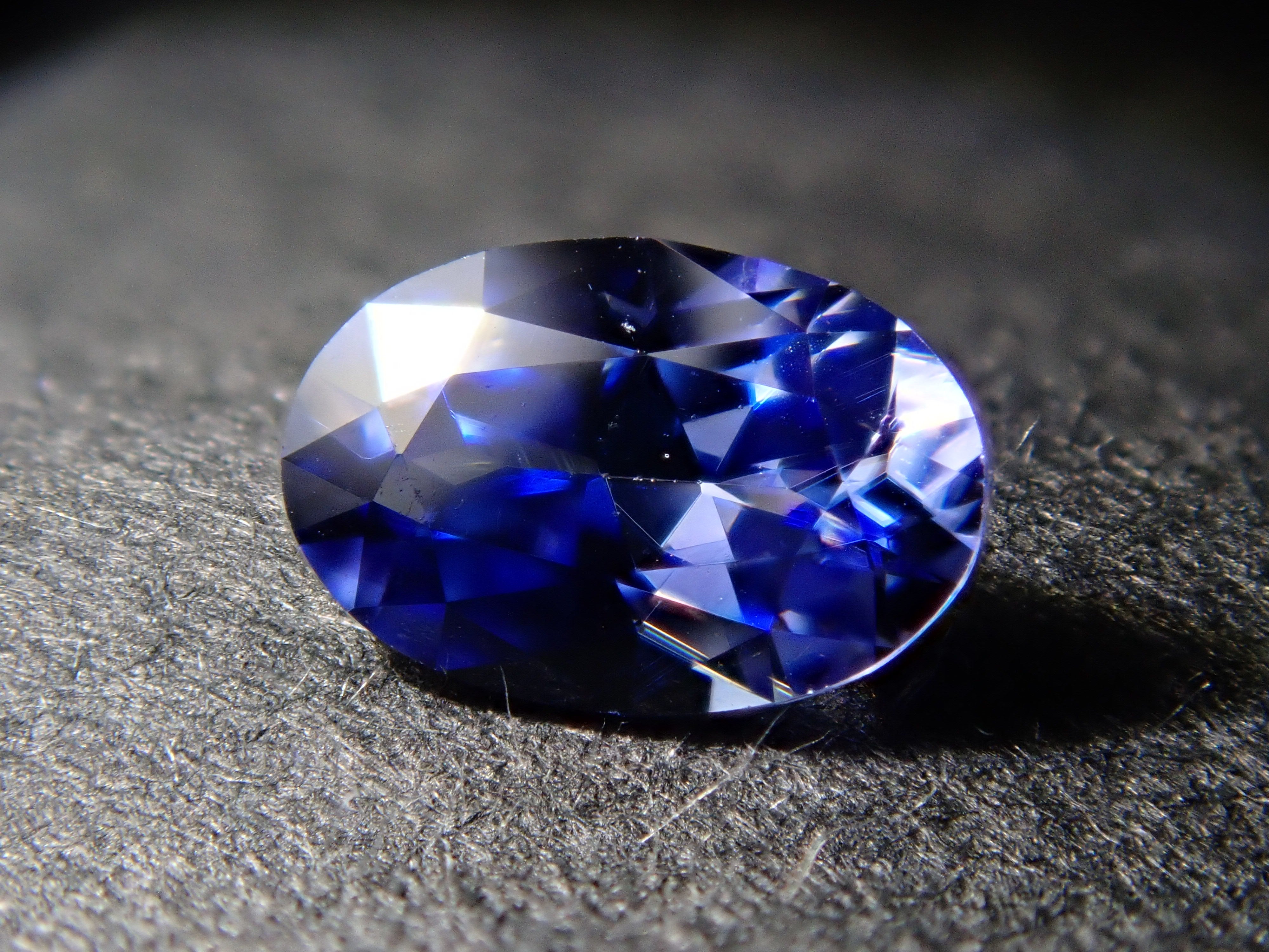 【12558089掲載】ベニトアイト 0.257ctルース