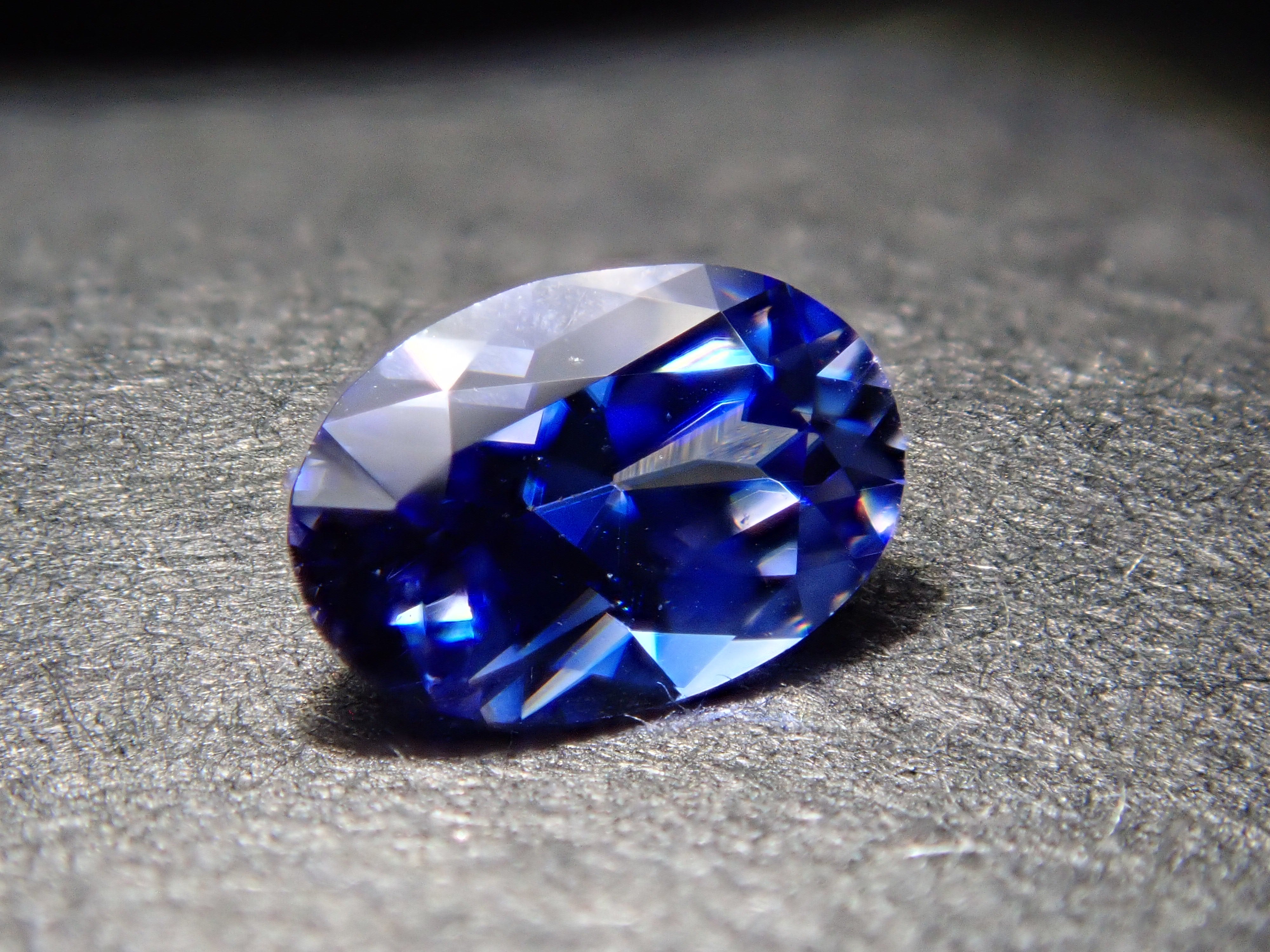 【12558089掲載】ベニトアイト 0.257ctルース