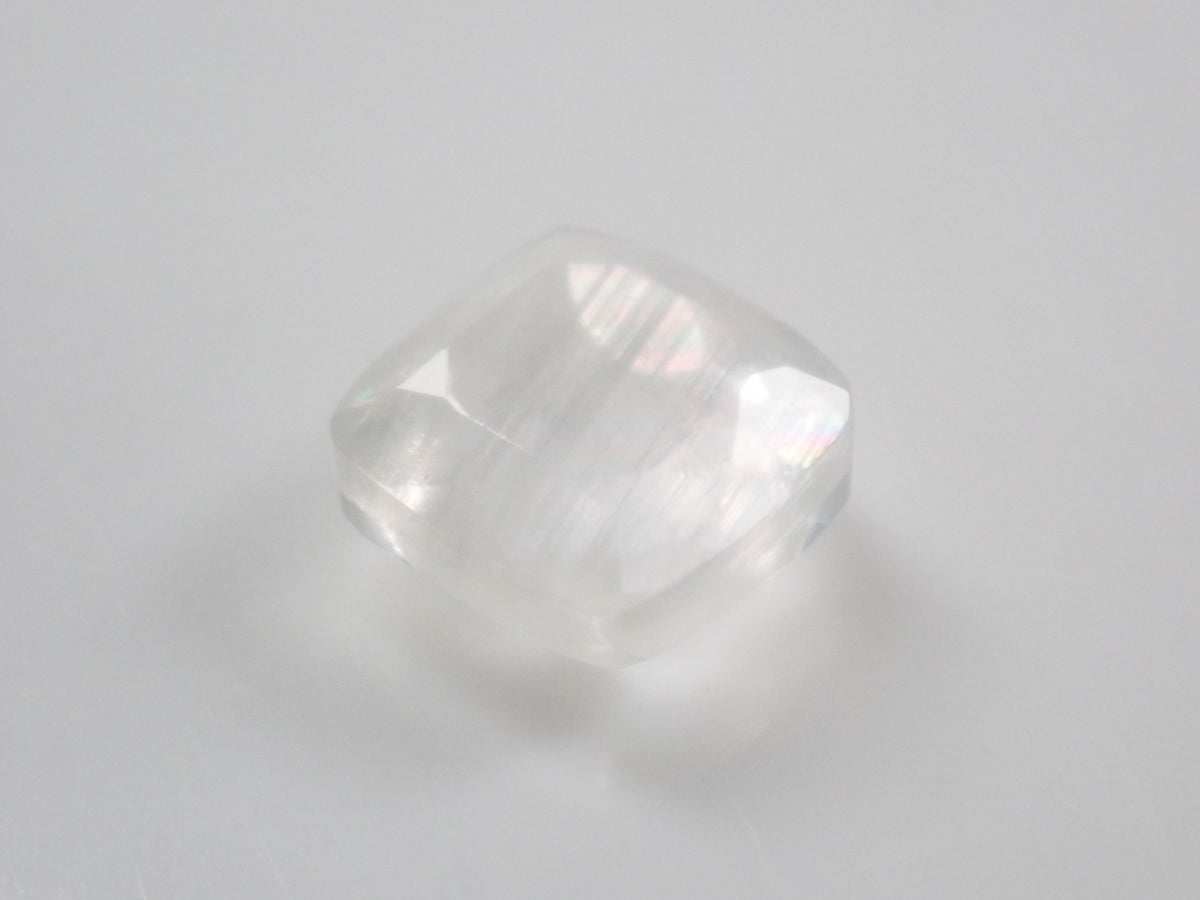 【9/26 22時販売】マラウイ産ムーンストーン（マラウイムーンストーン） 2.229ctルース