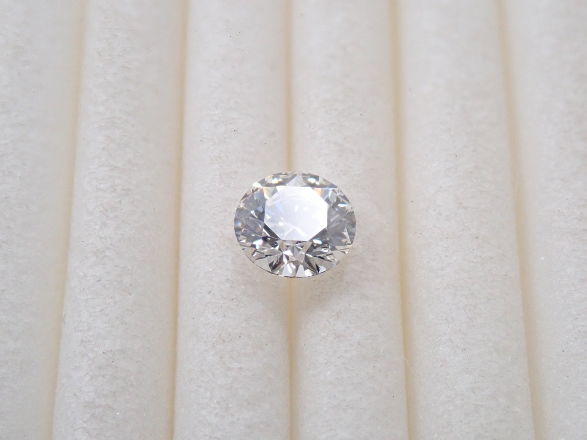【10/3(土)AM10時〆：抽選販売①_03】ダイヤモンド（H&C） 4.5mm/0.353ctルース(E, VS2, 3Excellent H&C)  中宝鑑＆サリネ・ライトレポート