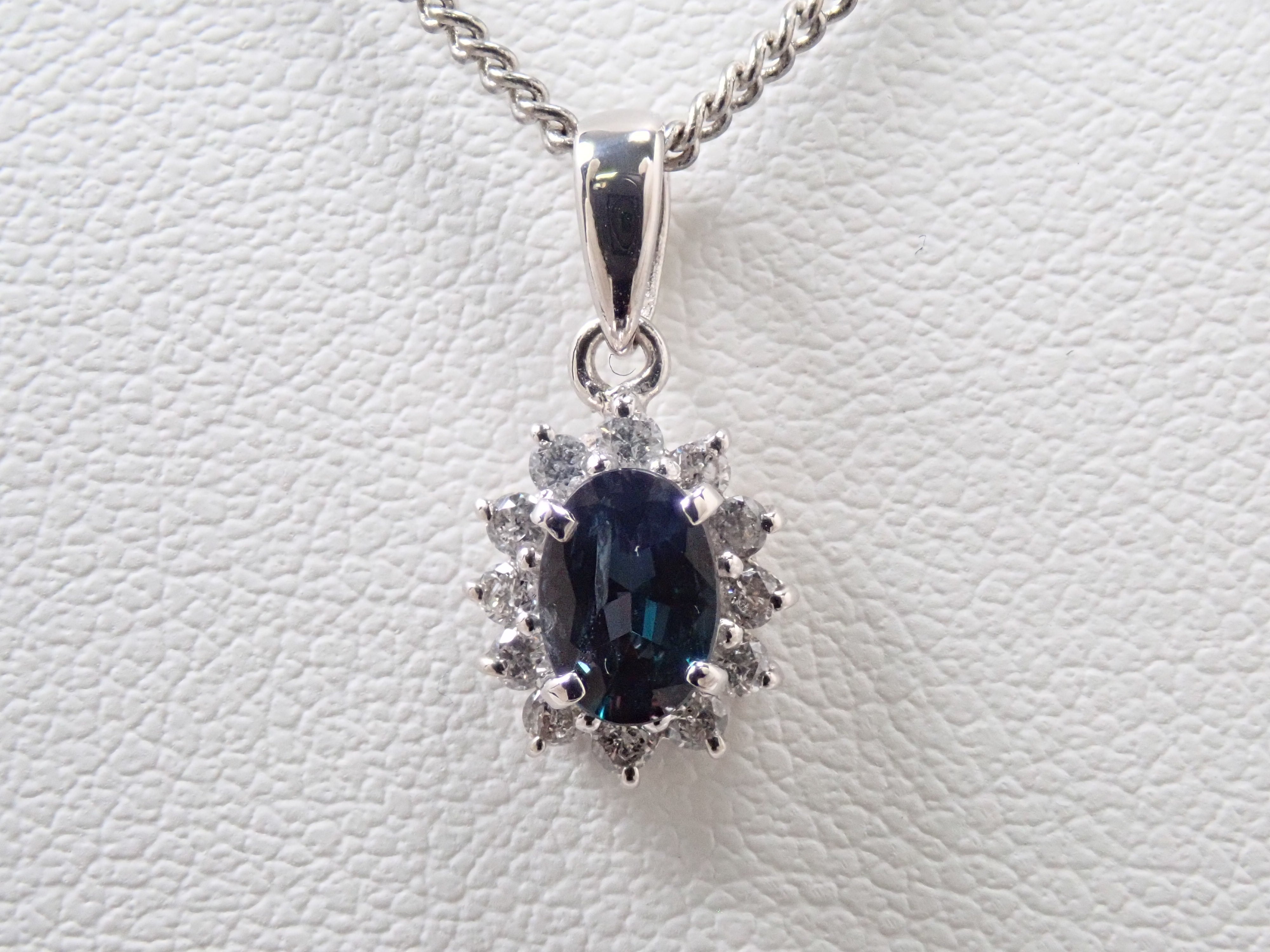 K18WG ブラジル産アレキサンドライト 0.3ct ダイヤモンド0.15ct